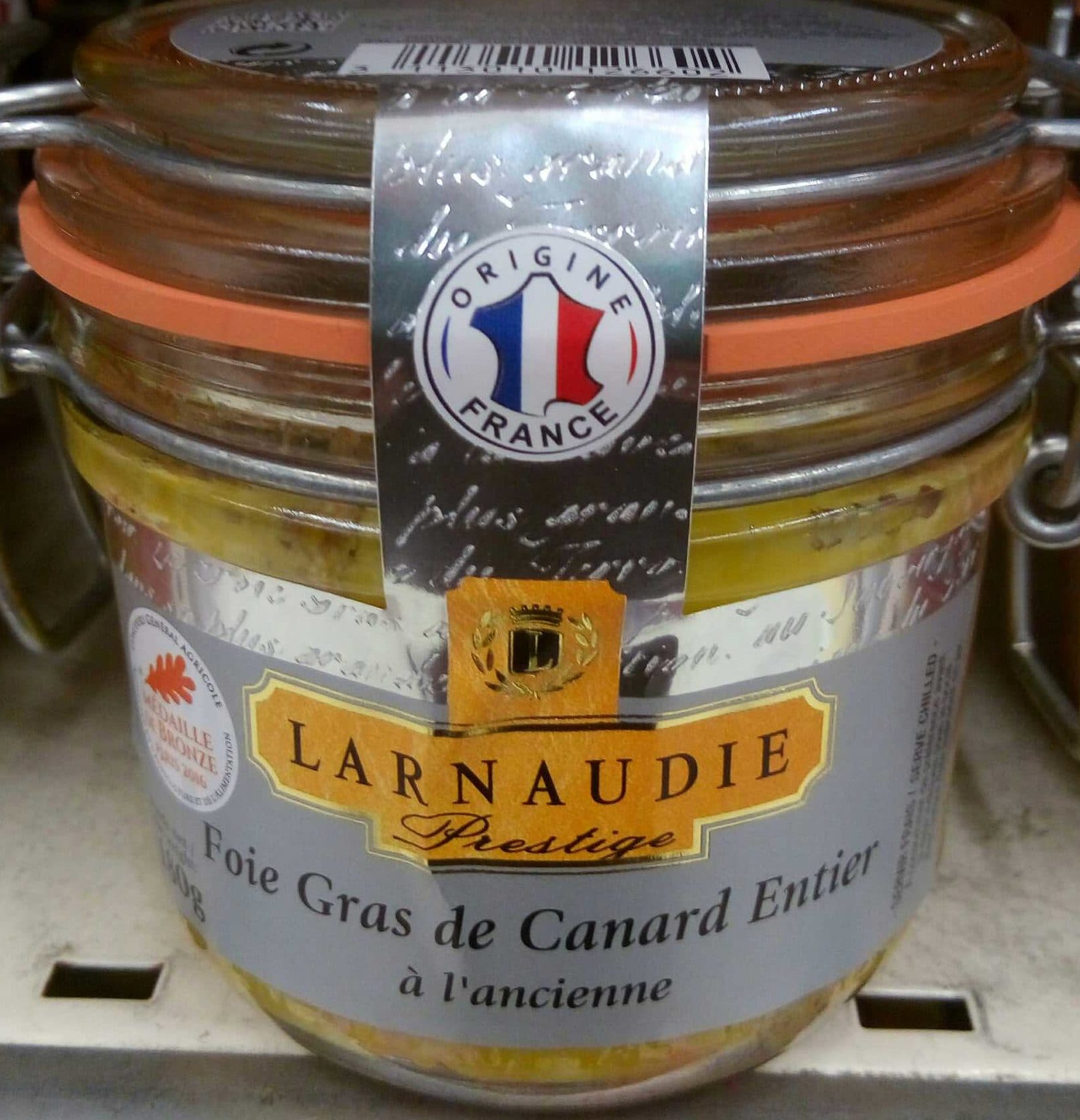 Larnaudie Foie gras de canard entier à l'ancienne packshot