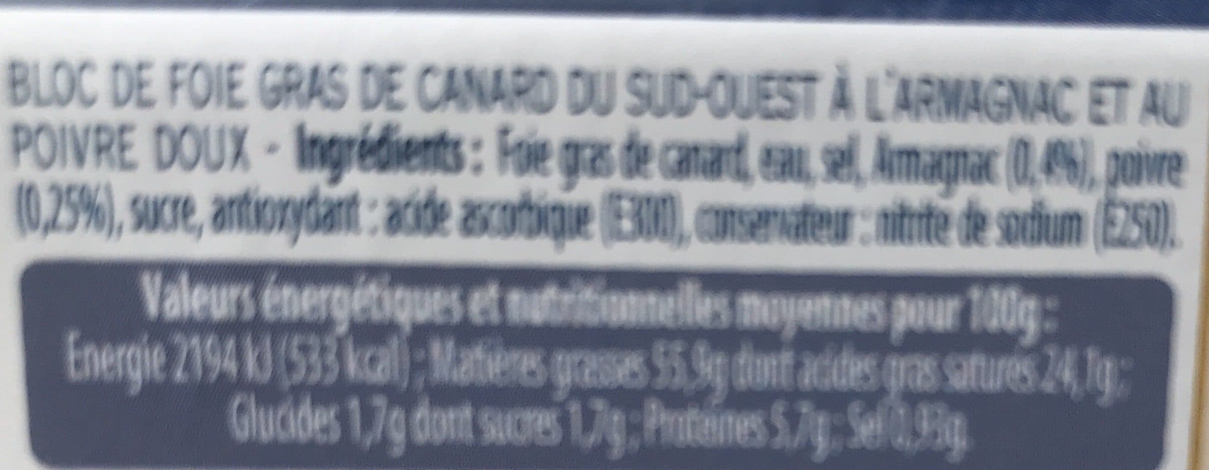 Jean Larnaudie Bloc de foie gras de canard a l'armagnac et au poivre doux packshot