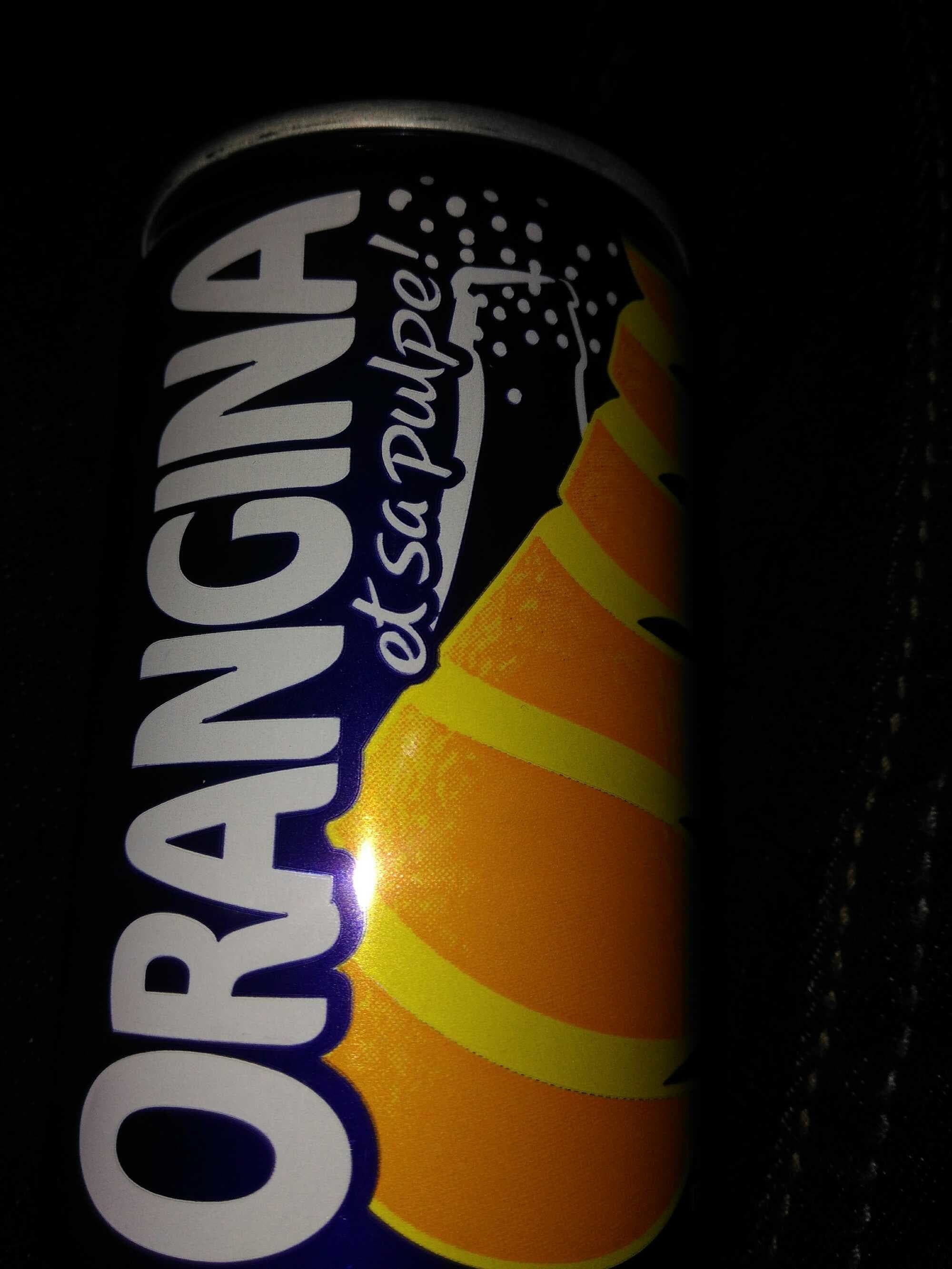 Orangina Orangina et sa pulpe packshot