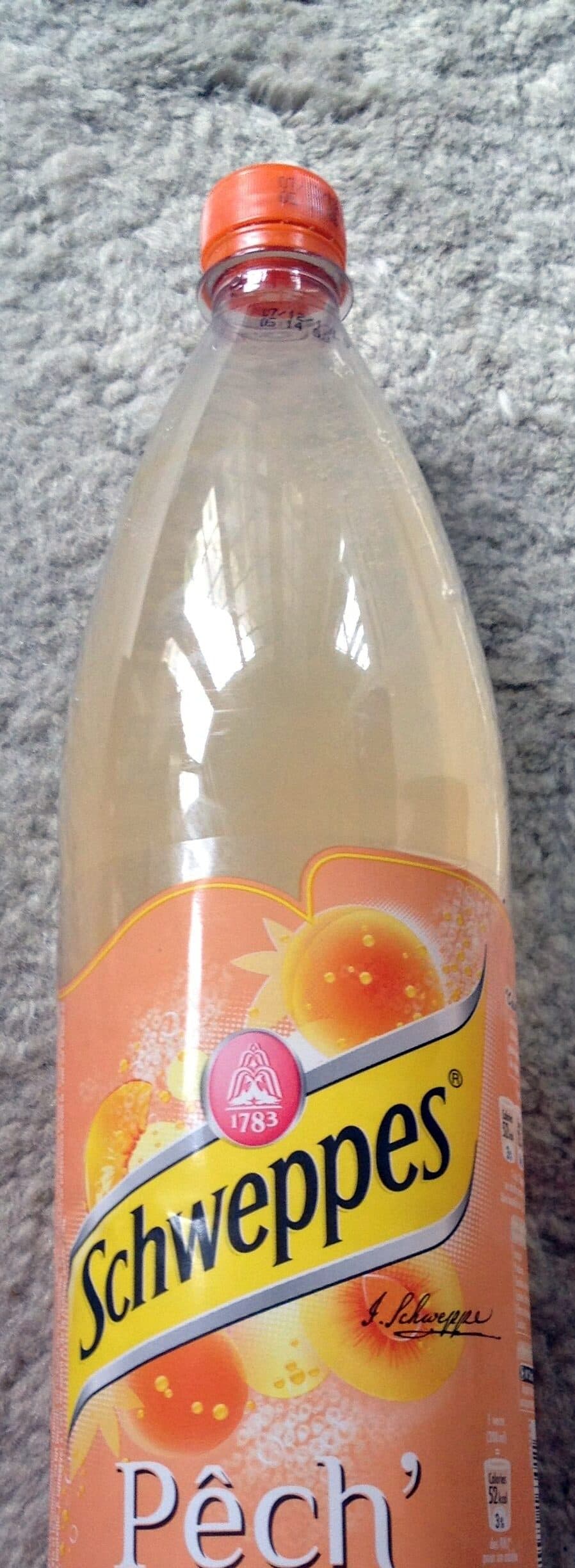 Schweppes Pêch' packshot