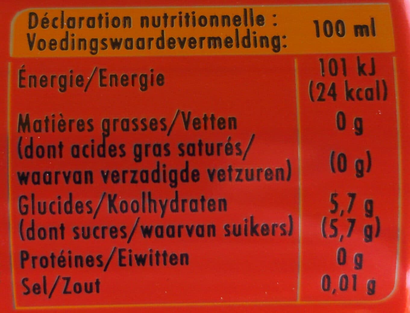 SchweppesOrangina Schweppes Schweppes agrumes aux saveurs d'orange,🍊de pamplemousse, de citron vert & de mandarine packshot