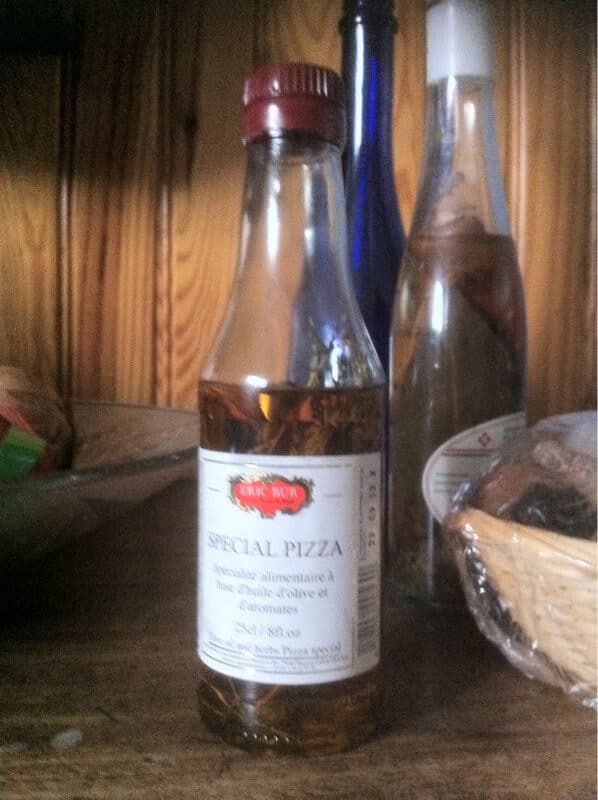 Eric Bur Huile spéciale pizza packshot