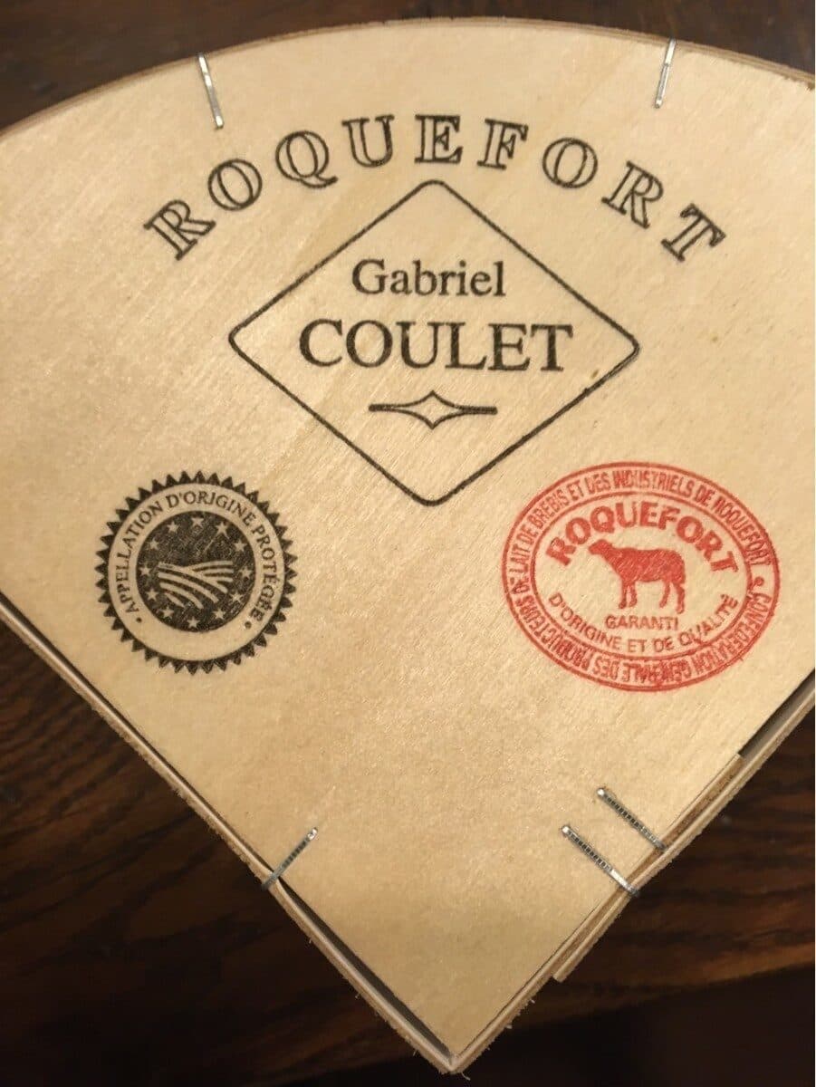 Open Food Facts Roquefort AOP packshot