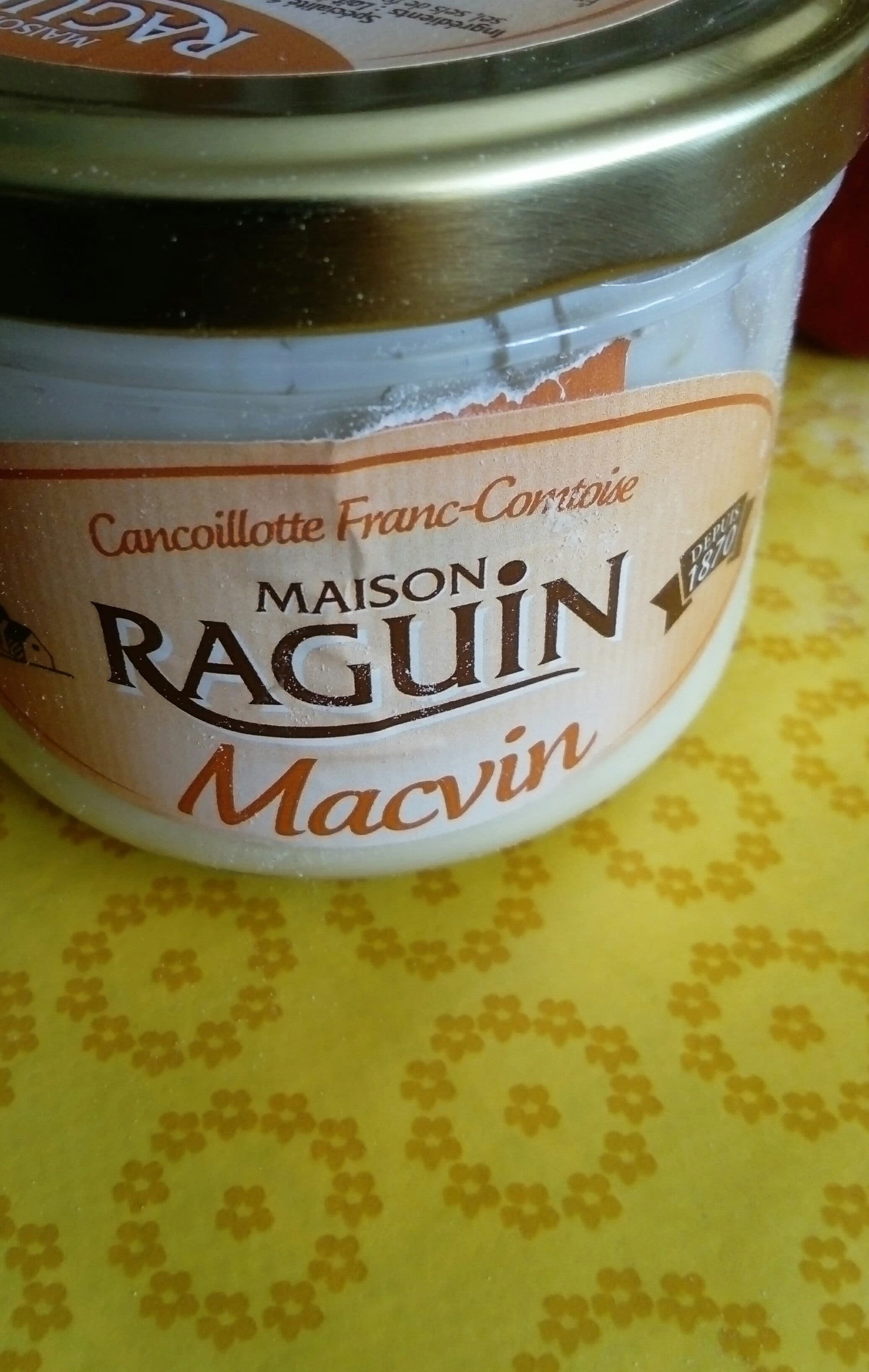 Maison Raguin Cancoillotte au macvin packshot