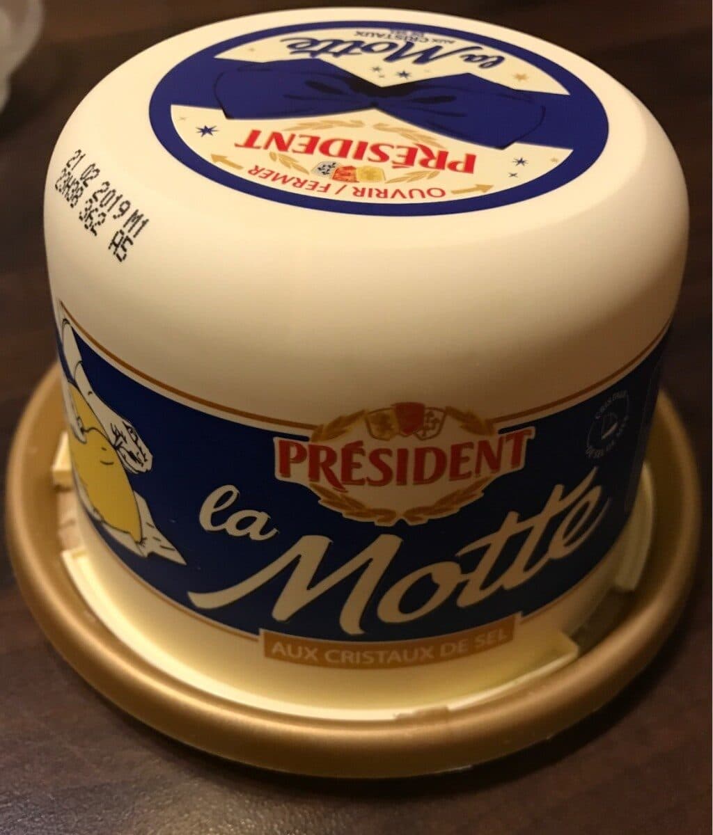 Président La motte de beurre aux cristaux de sel.as packshot