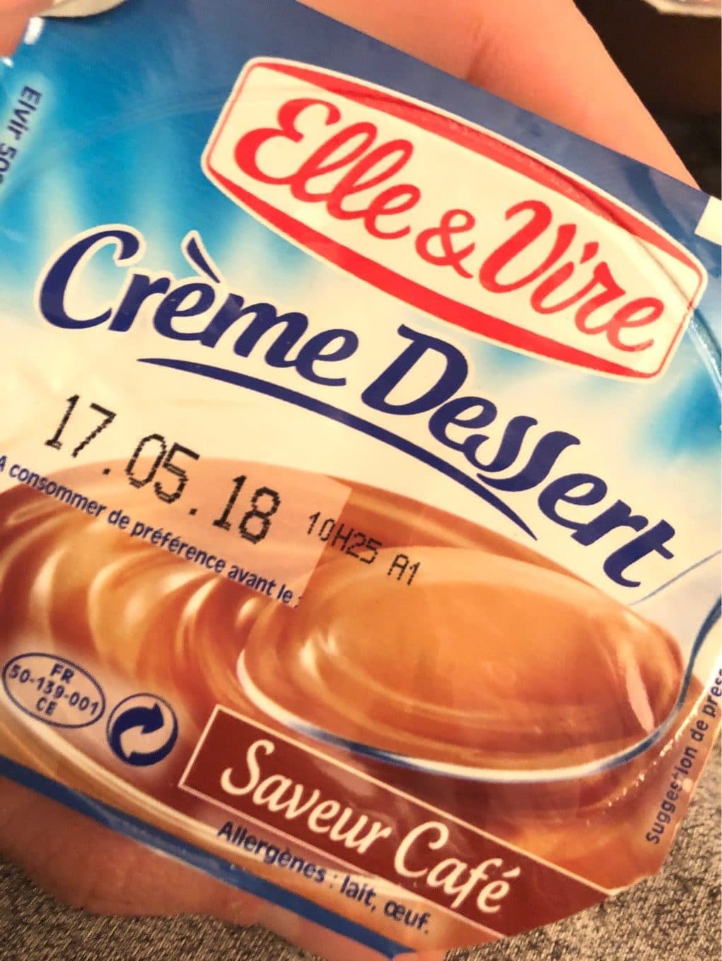 Elle & Vire Crème dessert aromatisée saveur café stérilisée UHT packshot