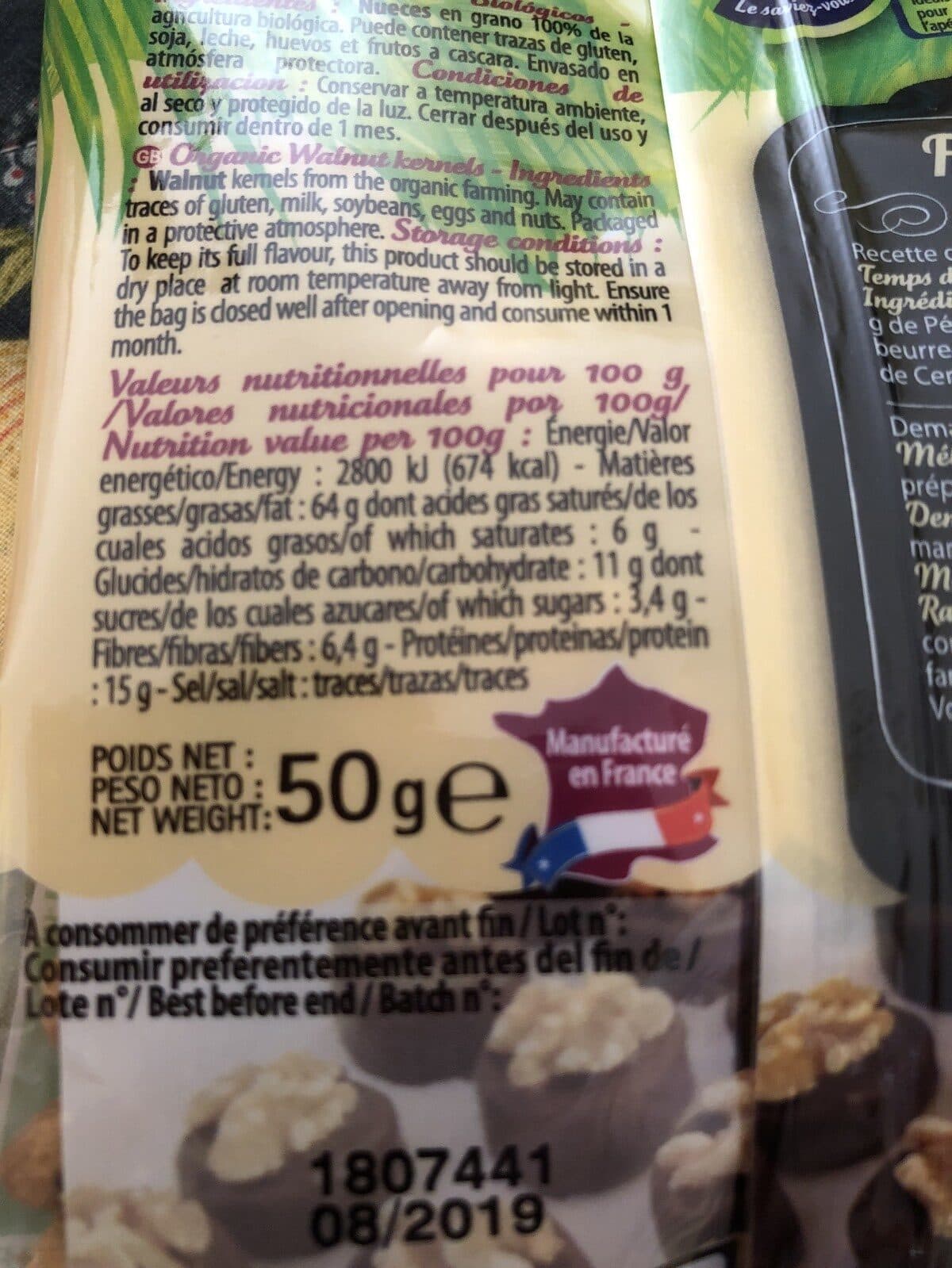 Sainte Lucie Cerneaux de noix packshot