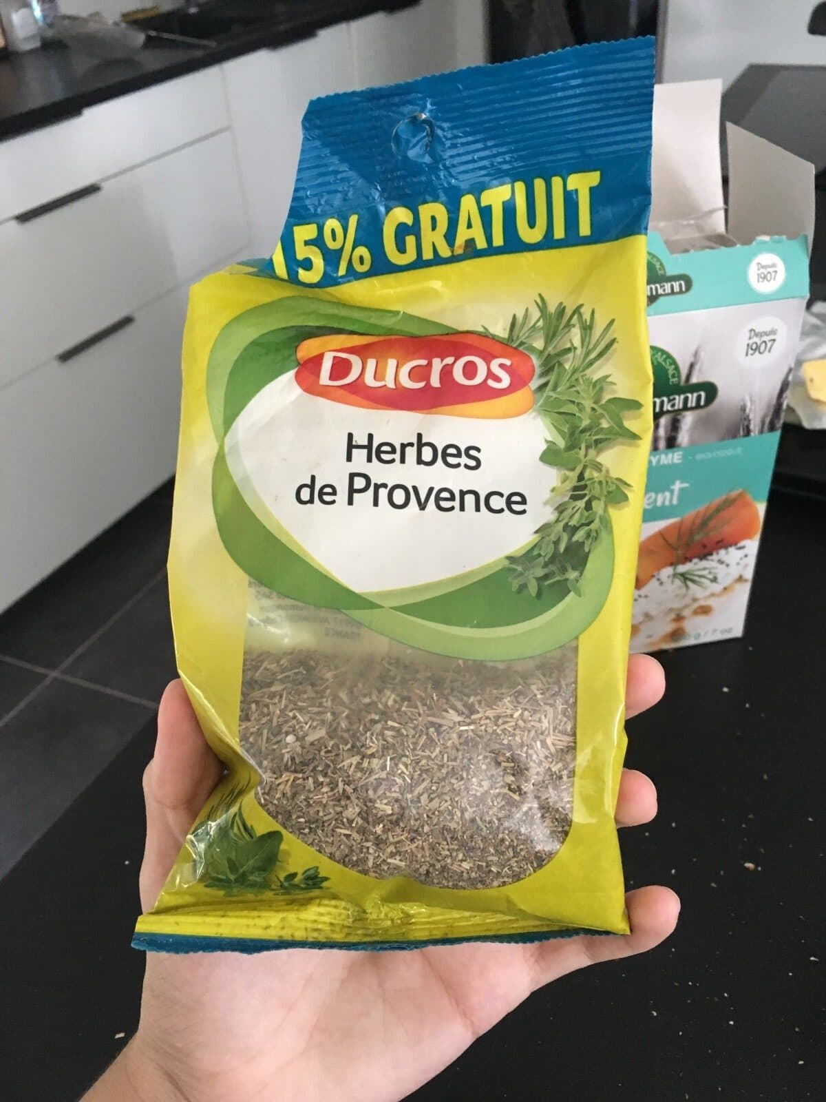 Ducros Herbe De Provence Pour Barbecue + 15% Gratuit packshot