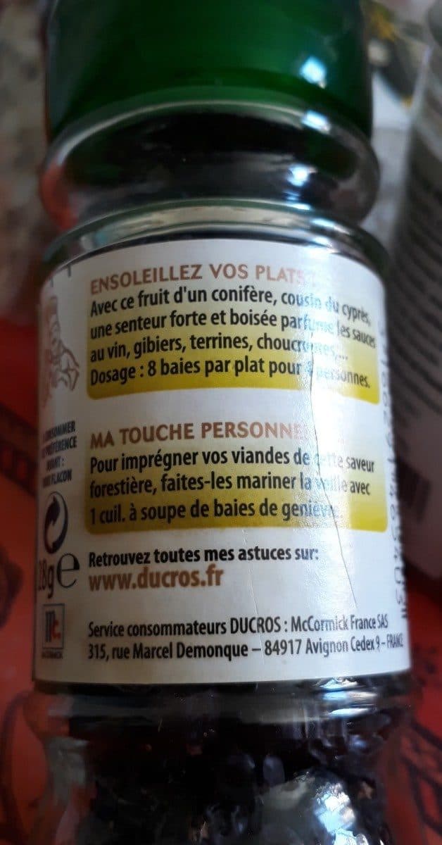Ducros Genièvre en baies packshot