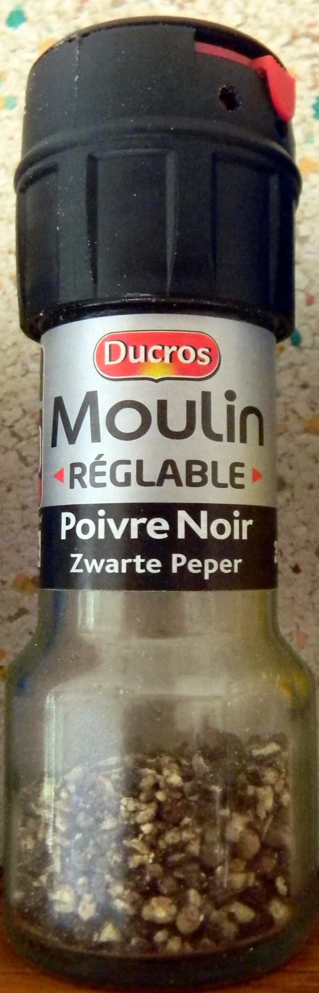 Ducros Poivre noir packshot