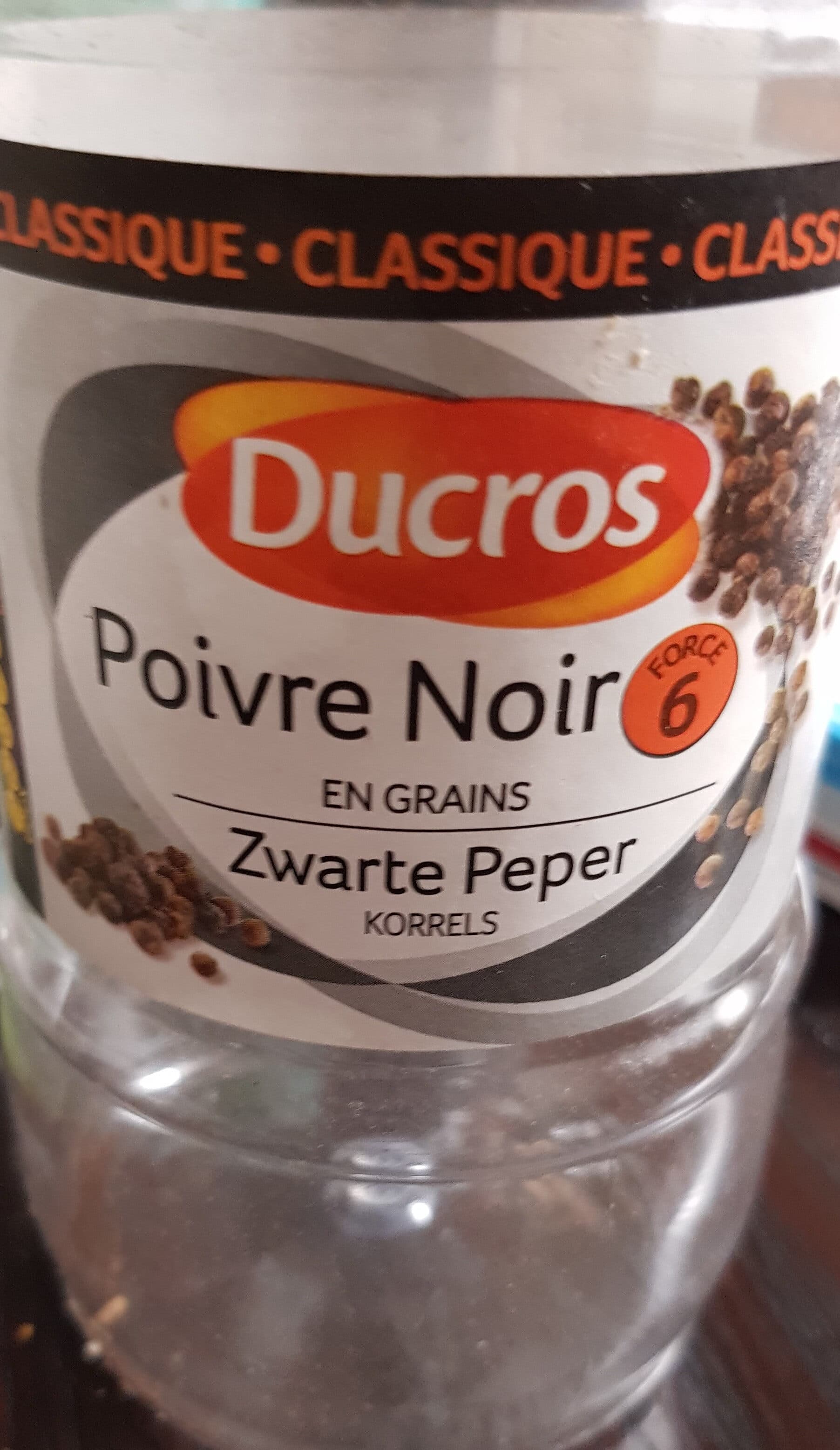 Ducros POIVR NOIR En grain force 6 packshot