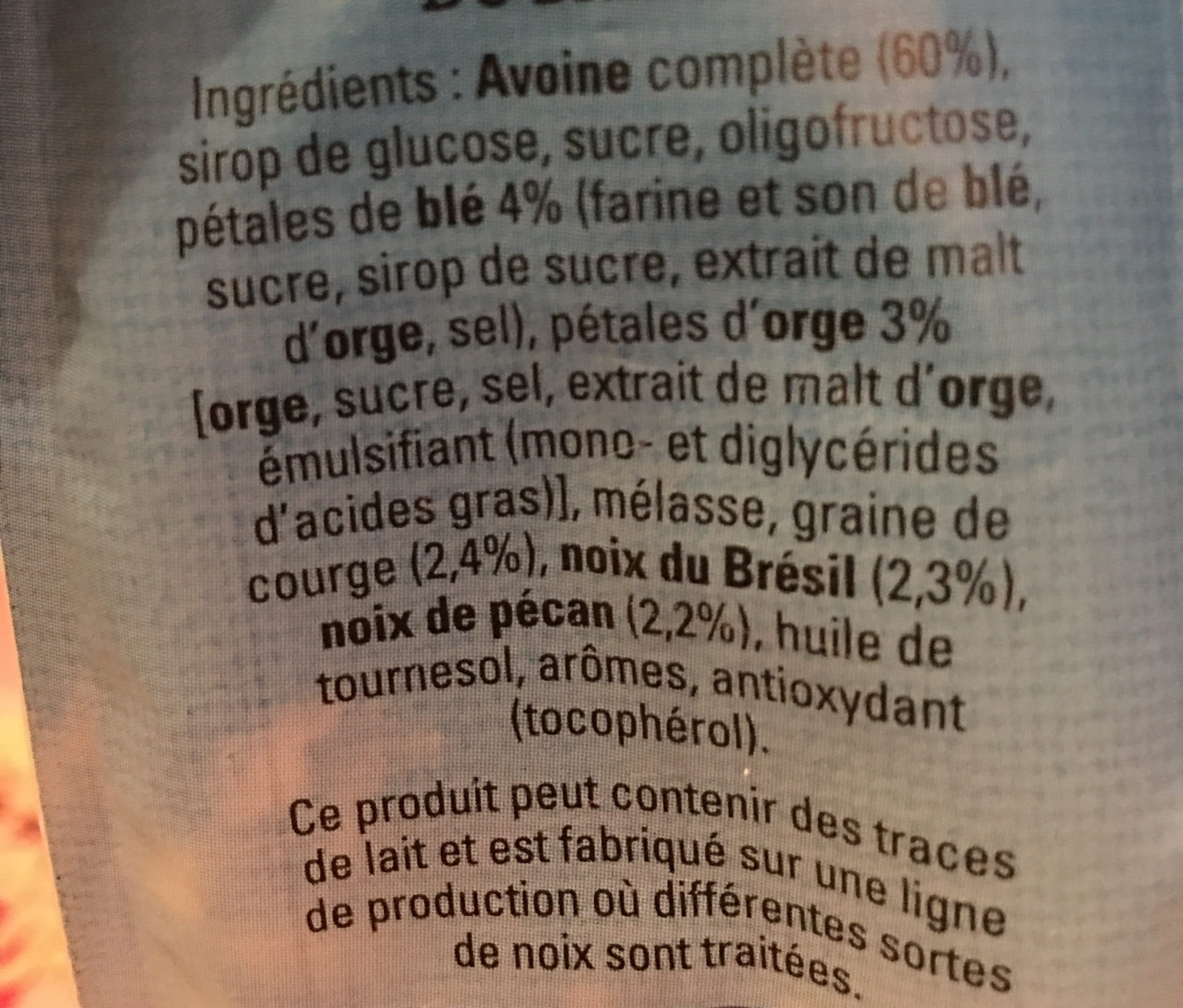 Quaker Golden Muesli Noix de Pecan & Noix du Bresil packshot