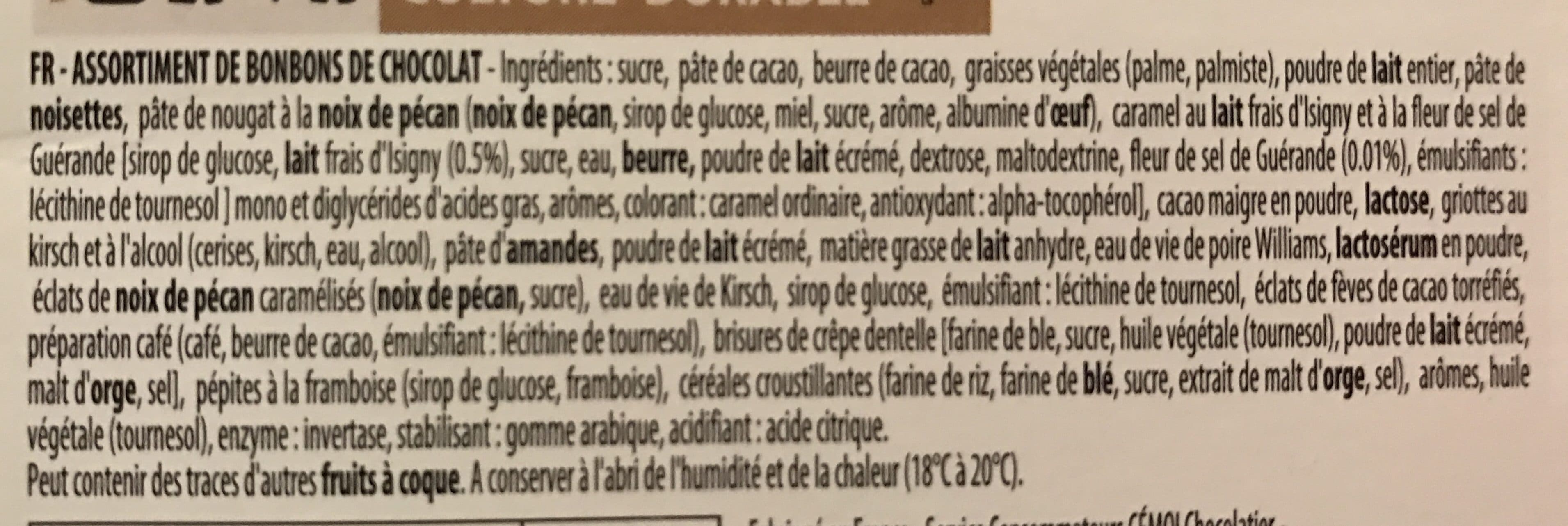 Cémoi Cheverny Assortiment de chocolats au lait Noirs et Blancs packshot