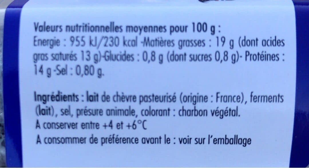 Verneuil Le Paille Frais, Fromage De Chèvre, L'unité De packshot