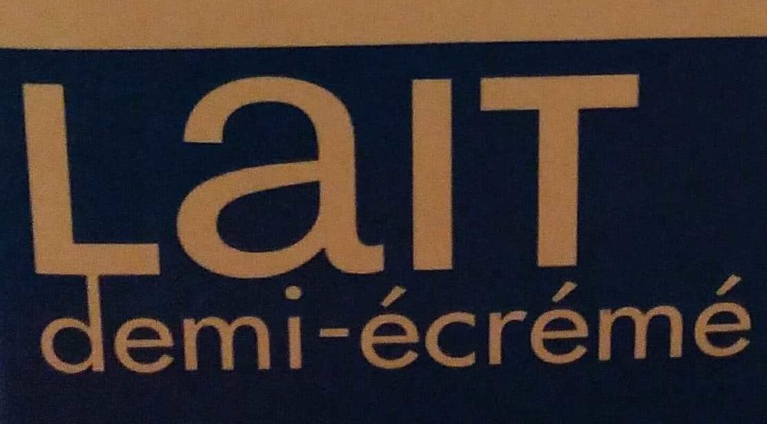 Laiterie Verneuil Touraine-Berry Lait demi ecreme Verneuil packshot