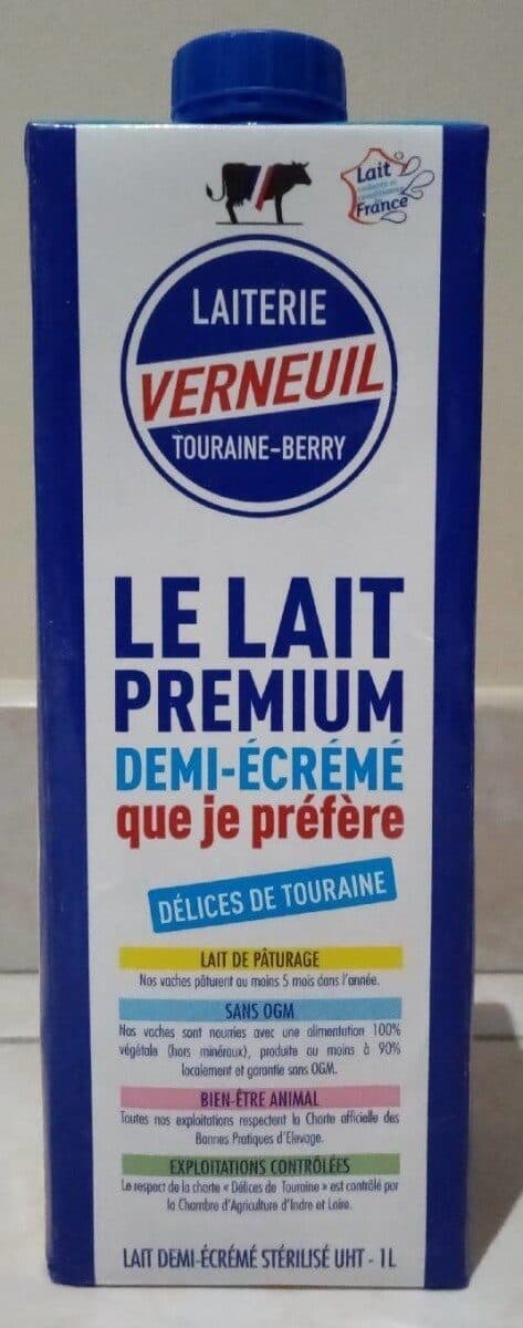 Laiterie Verneuil Lait premium demi-écrémé packshot