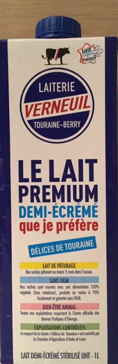 Verneuil Verneuil lait demi écremé U.H.T. brique packshot