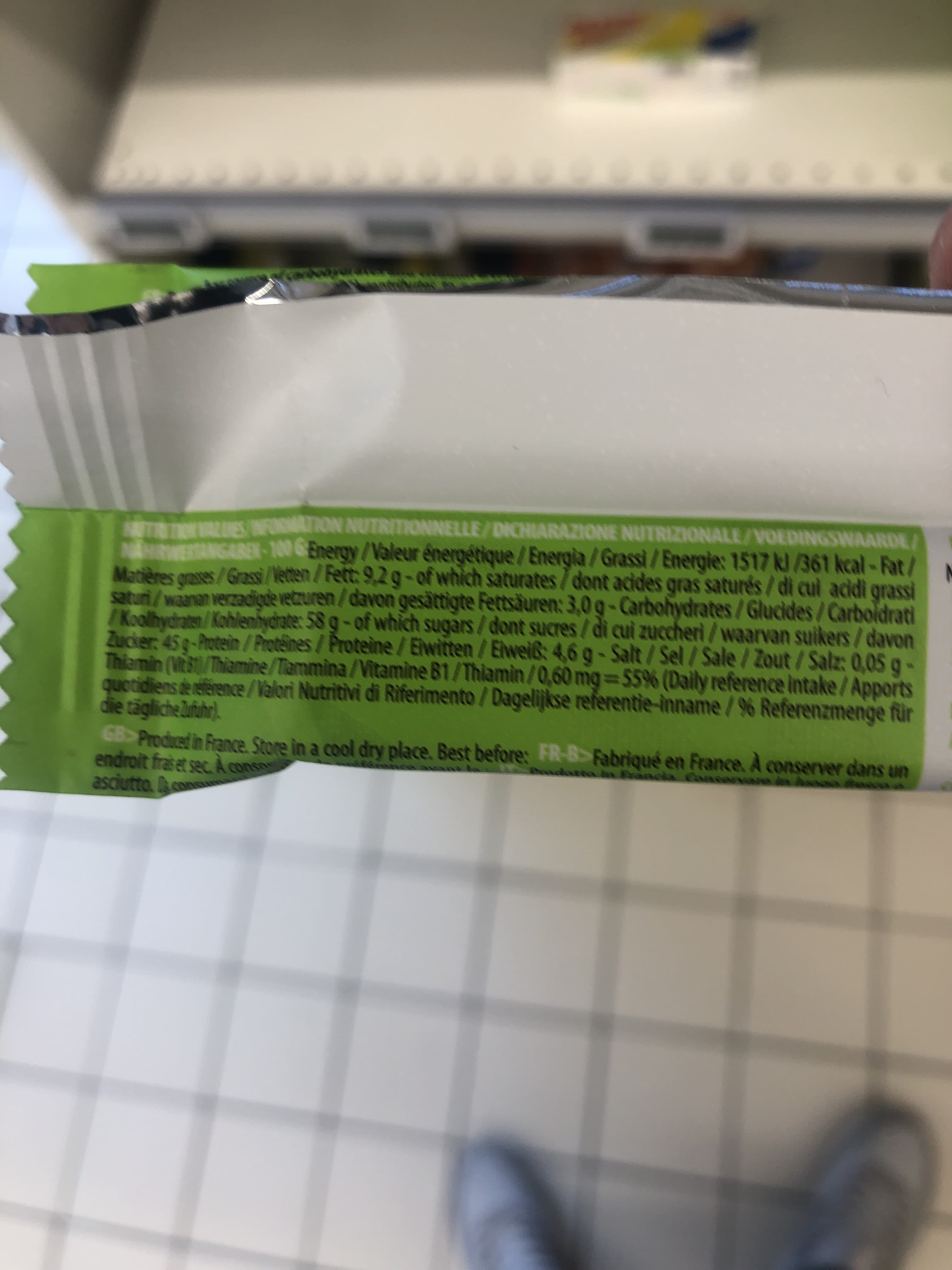 Isostar Essential bar banana packshot