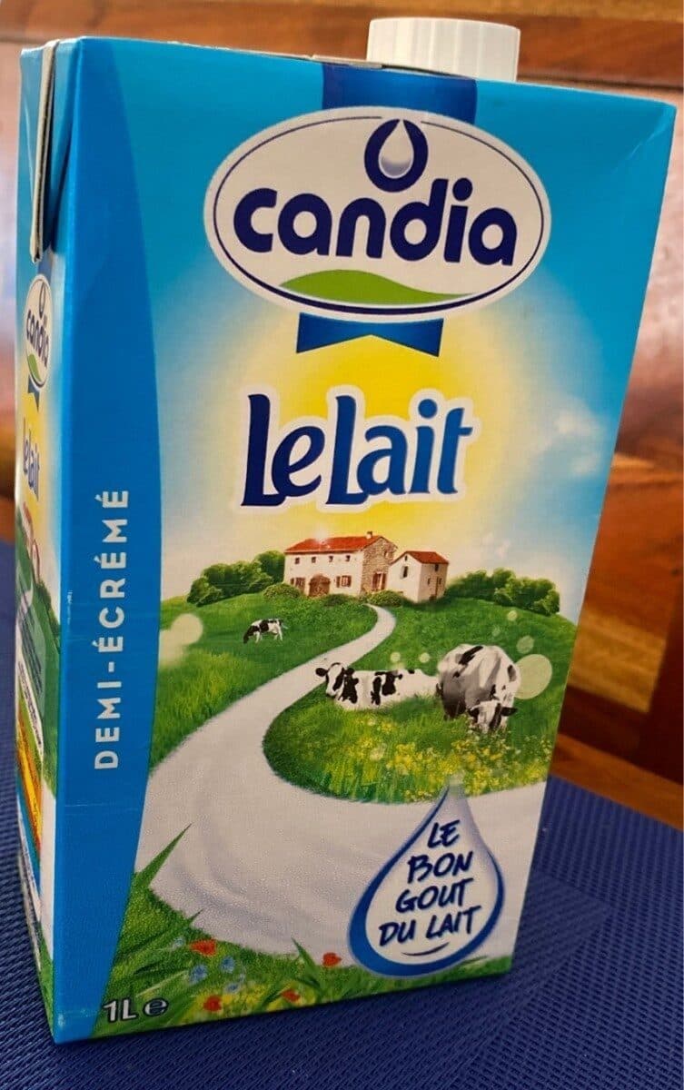 Candia Lait demi-ecreme brick 1L packshot