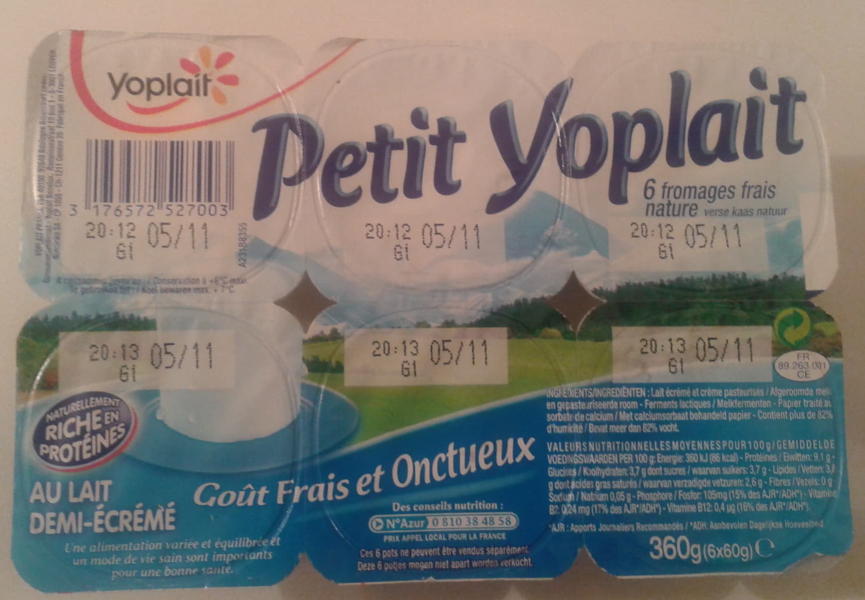 Yoplait Petit Yoplait, (3,8 % MG) 6 fromages frais nature packshot