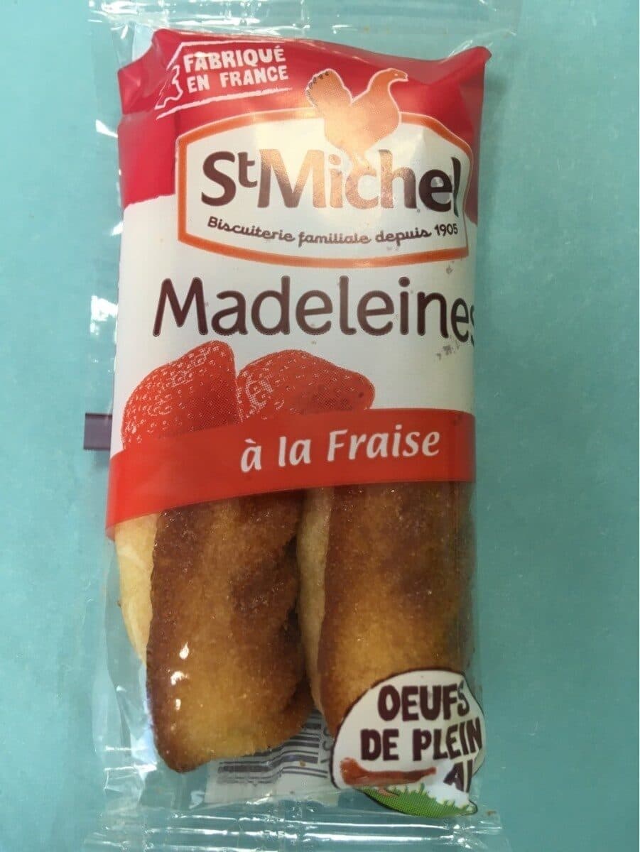 St Michel Madeleines à la fraise packshot