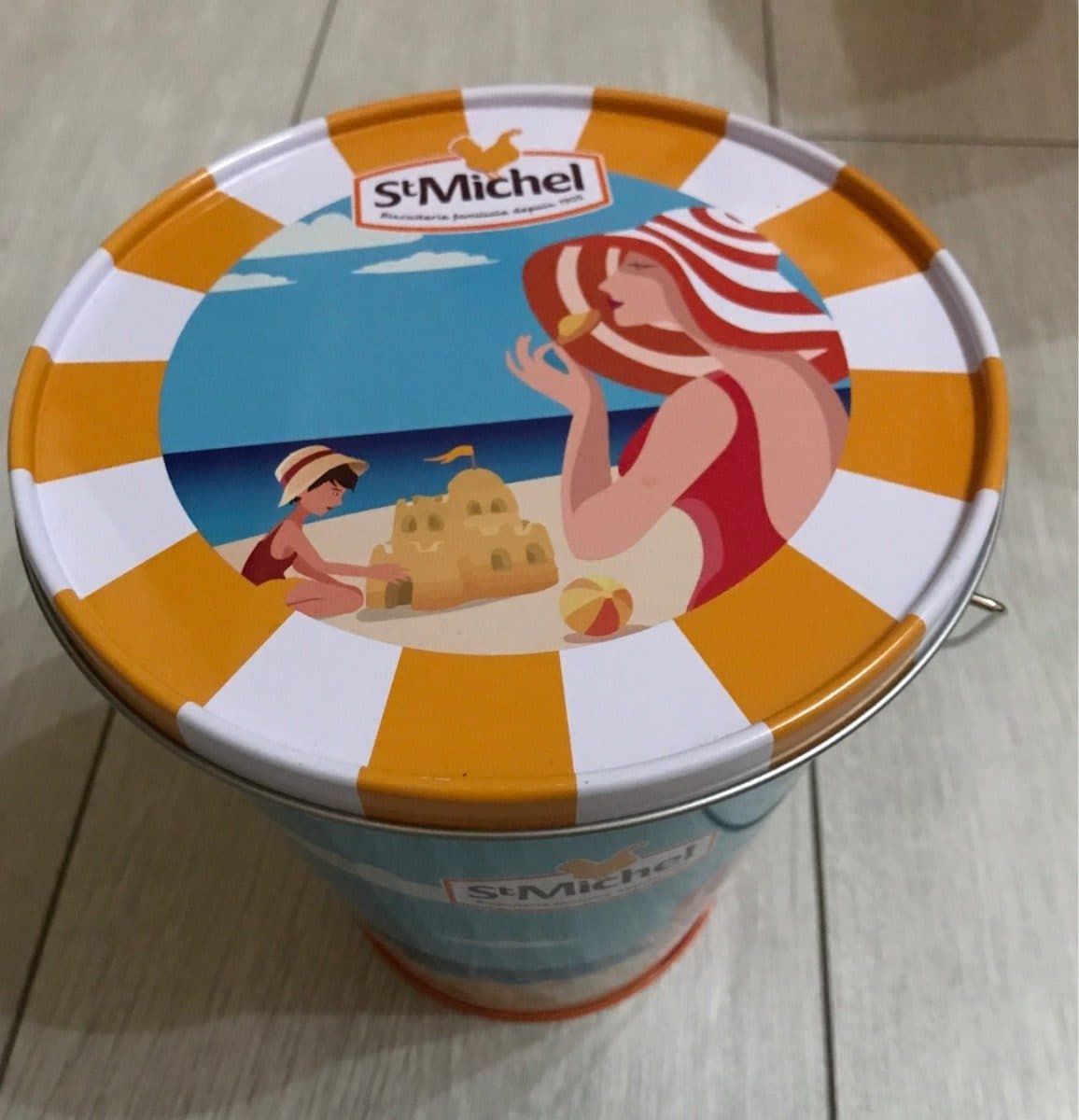 St Michel Madeleines aux pepites de chocolat packshot