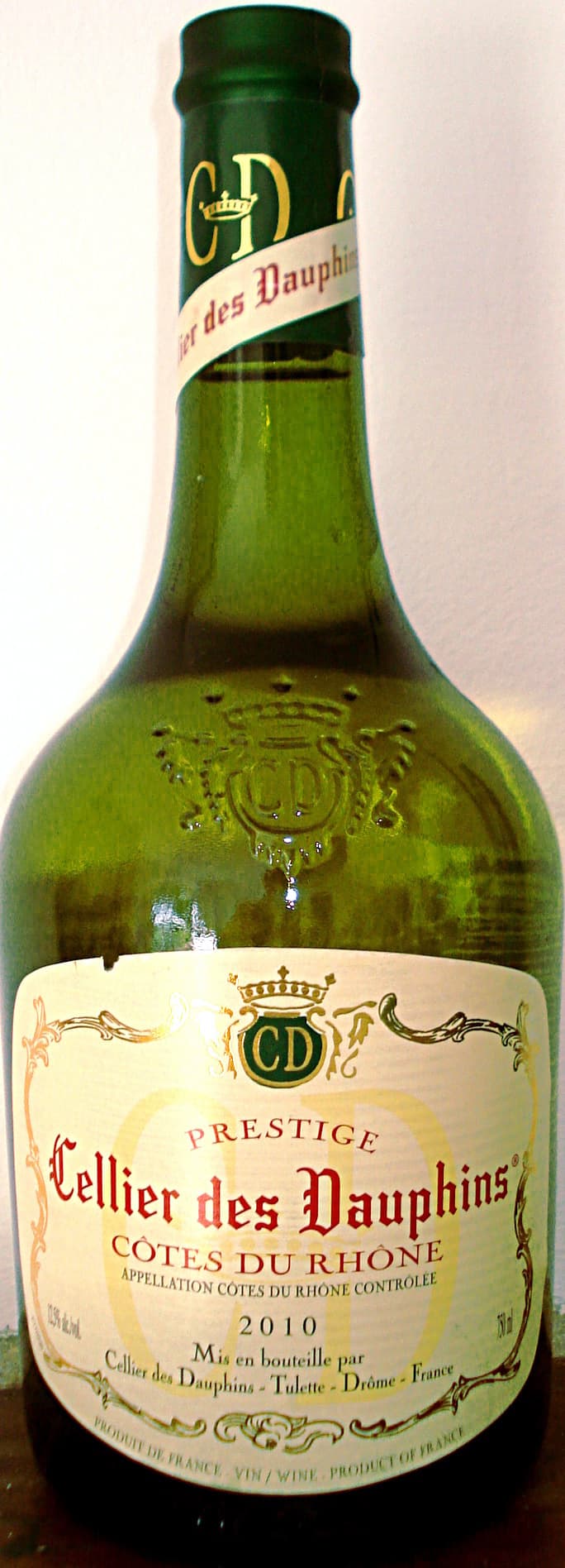 Cellier des Dauphins Côtes du Rhône Prestige packshot