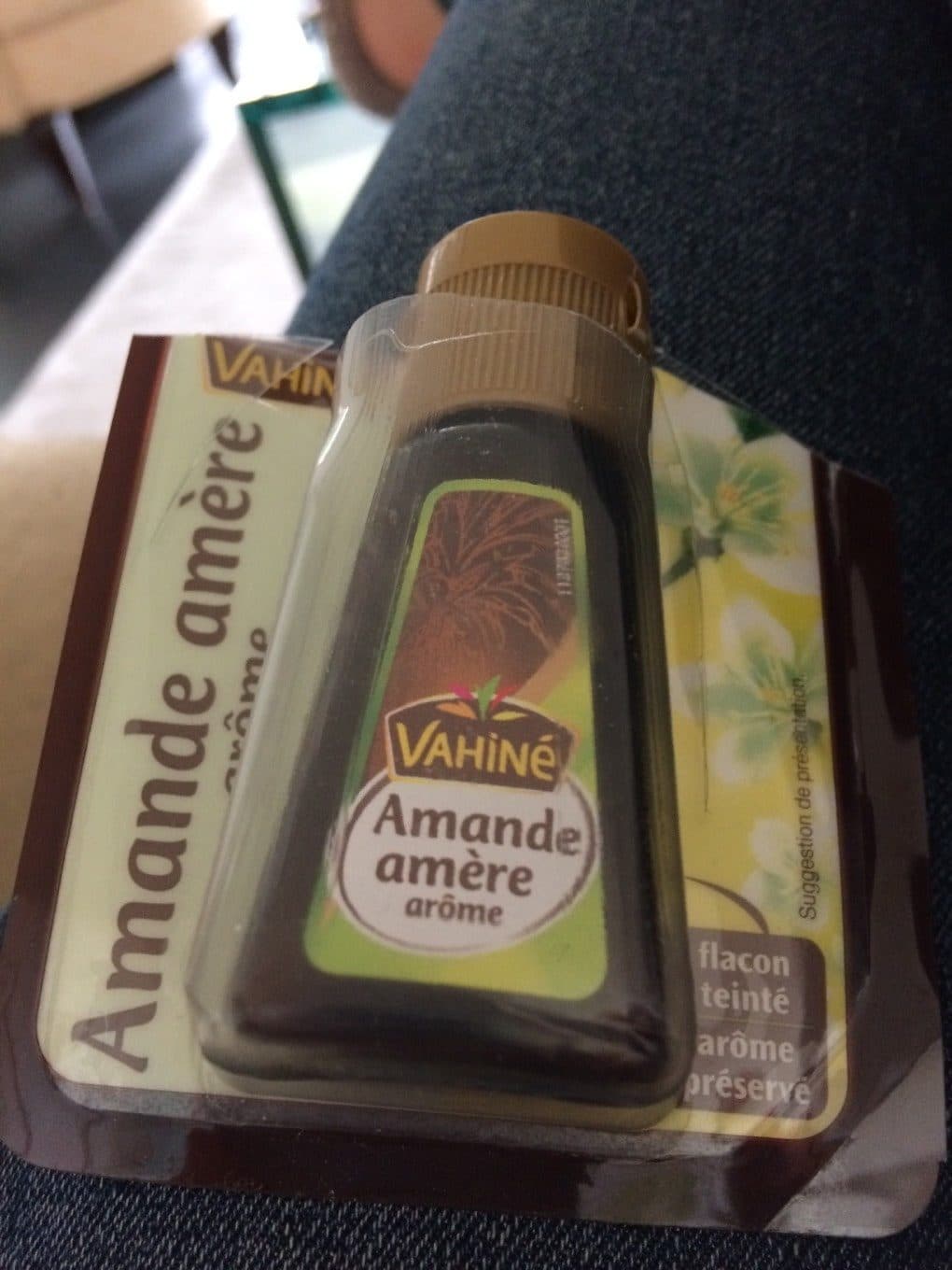 Vahiné Arôme naturel amande amère packshot