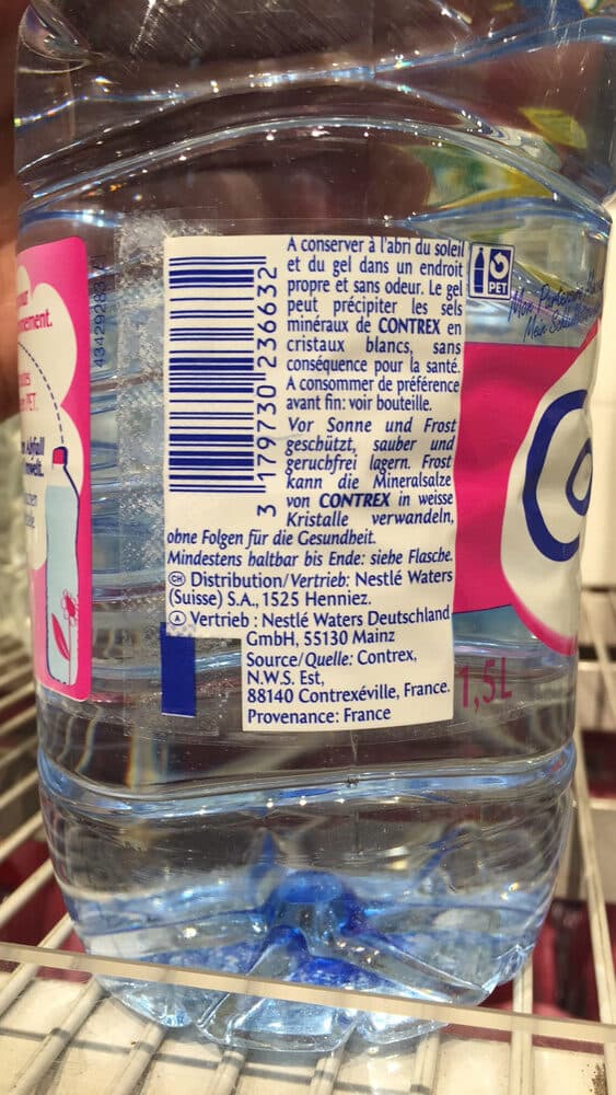 Nestlé Contrex Eau minérale packshot