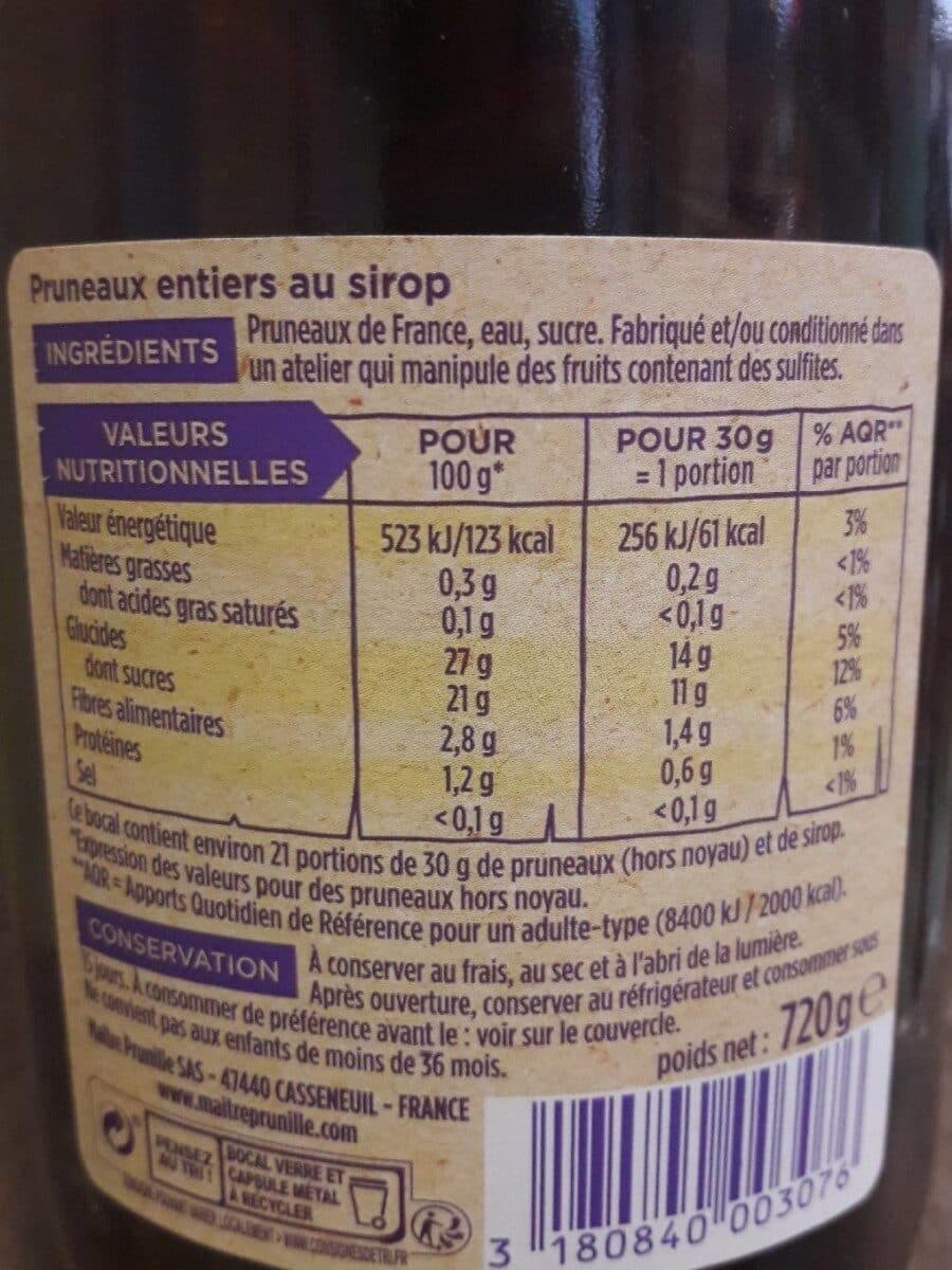 Maître Prunille Pruneaux entiers au sirop packshot