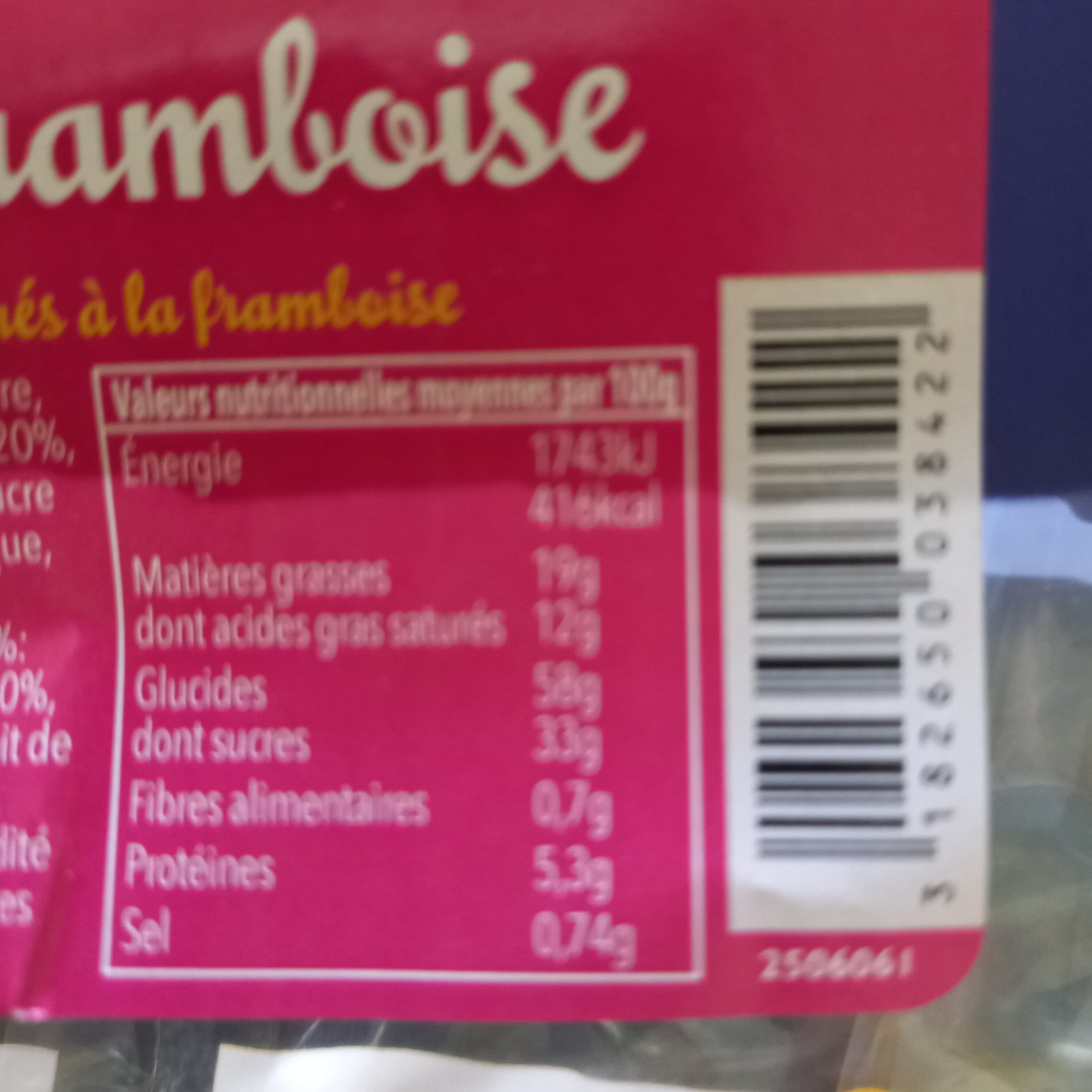 Petits Glazik LE GLAZIK Petits gateaux - cœur Framboise - 304g (8x1p) packshot