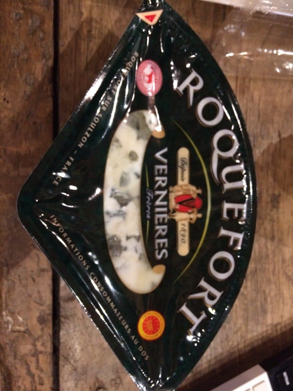 VERNIERES FRERES Roquefort AOP lait cru de brebis 30%MG Vernières packshot