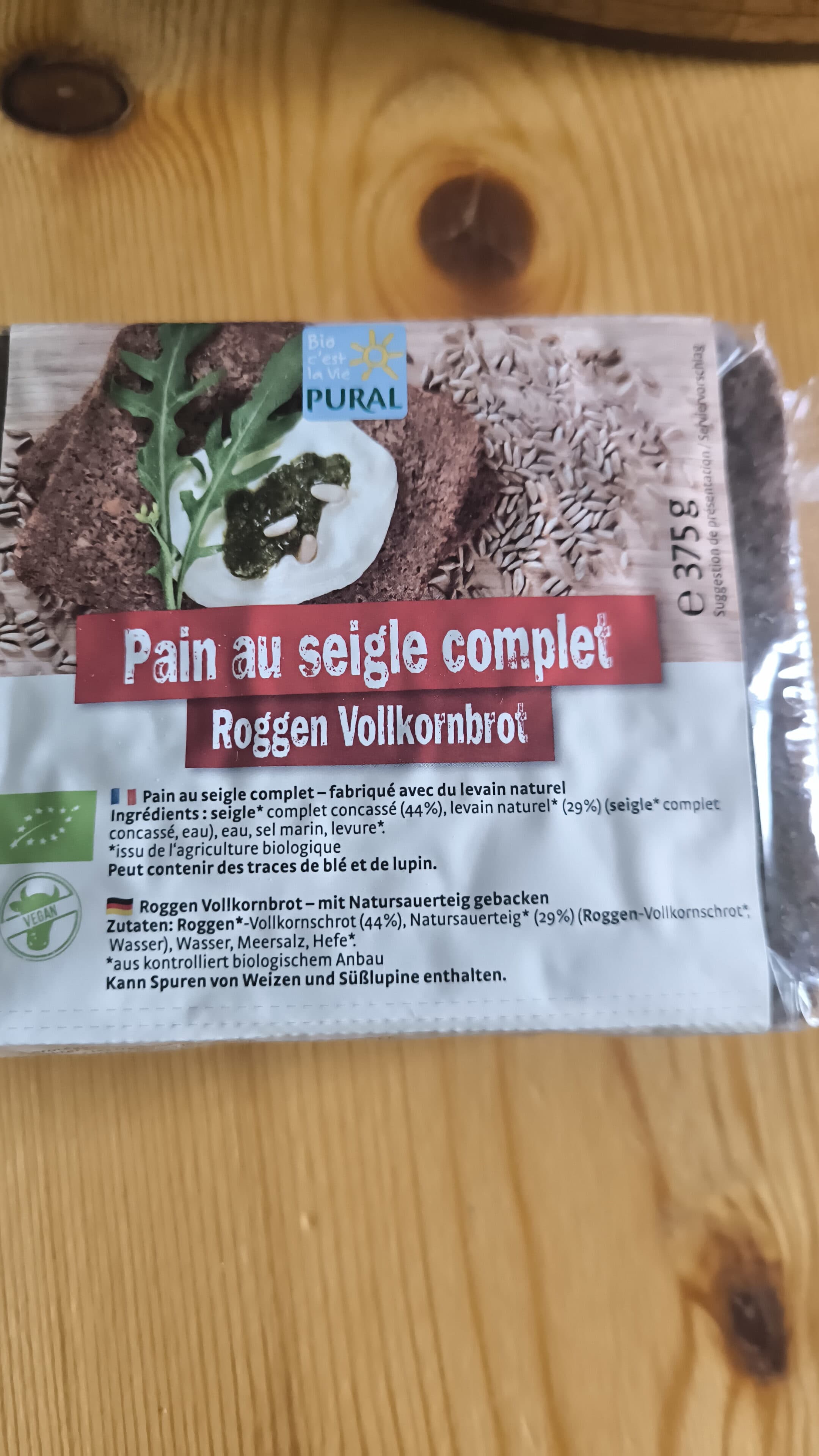 Pural Pain au seigle complet packshot