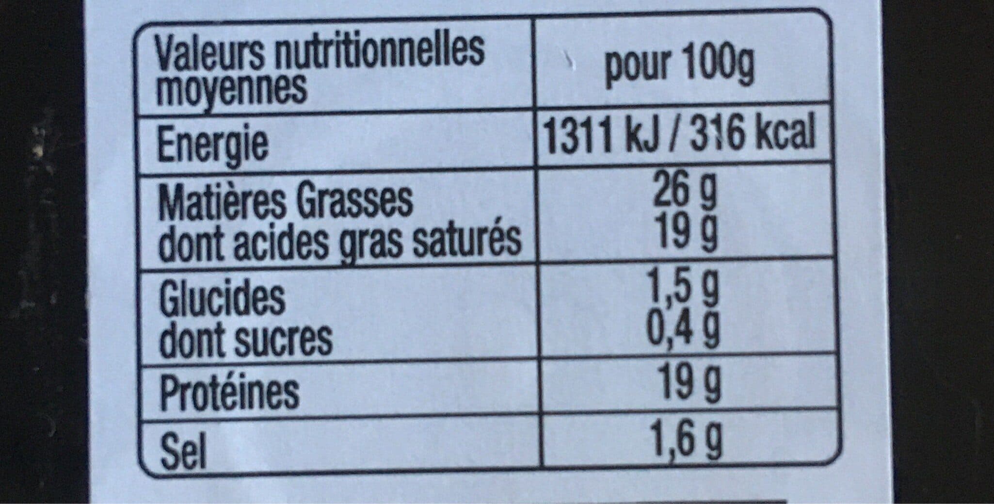 Crottin de Chavignol Crottin de Chavignol au lait cru, AOC packshot