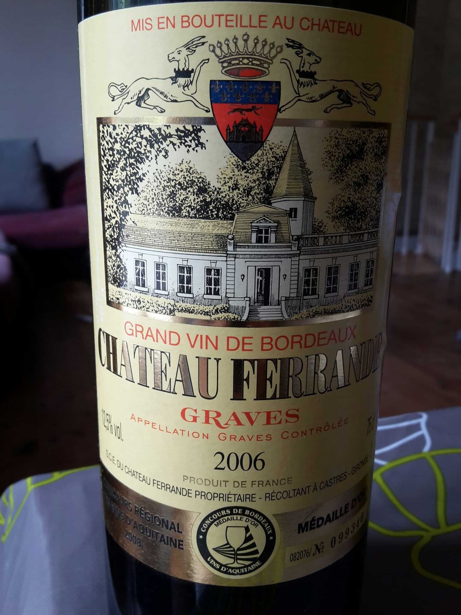 grave 2006 chateau ferrande packshot