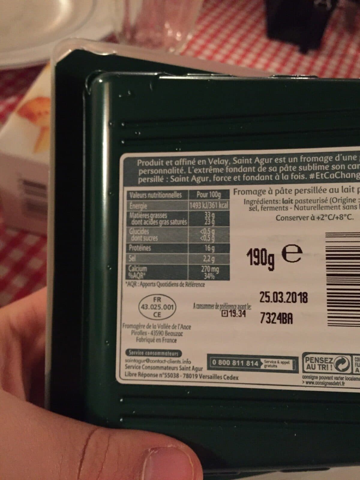 Saint Agur Fromage à pâte persillée fabriqué en Velay packshot