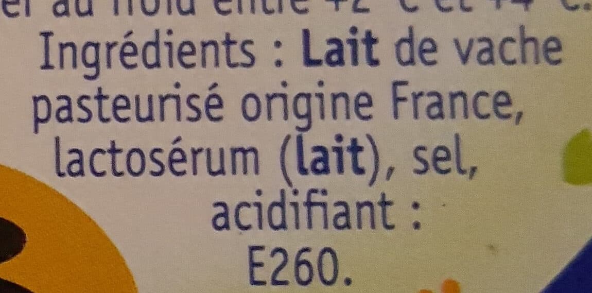 Agrial Brousse au lait entier packshot