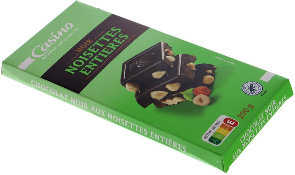Casino Chocolat Noir Noisettes entières packshot