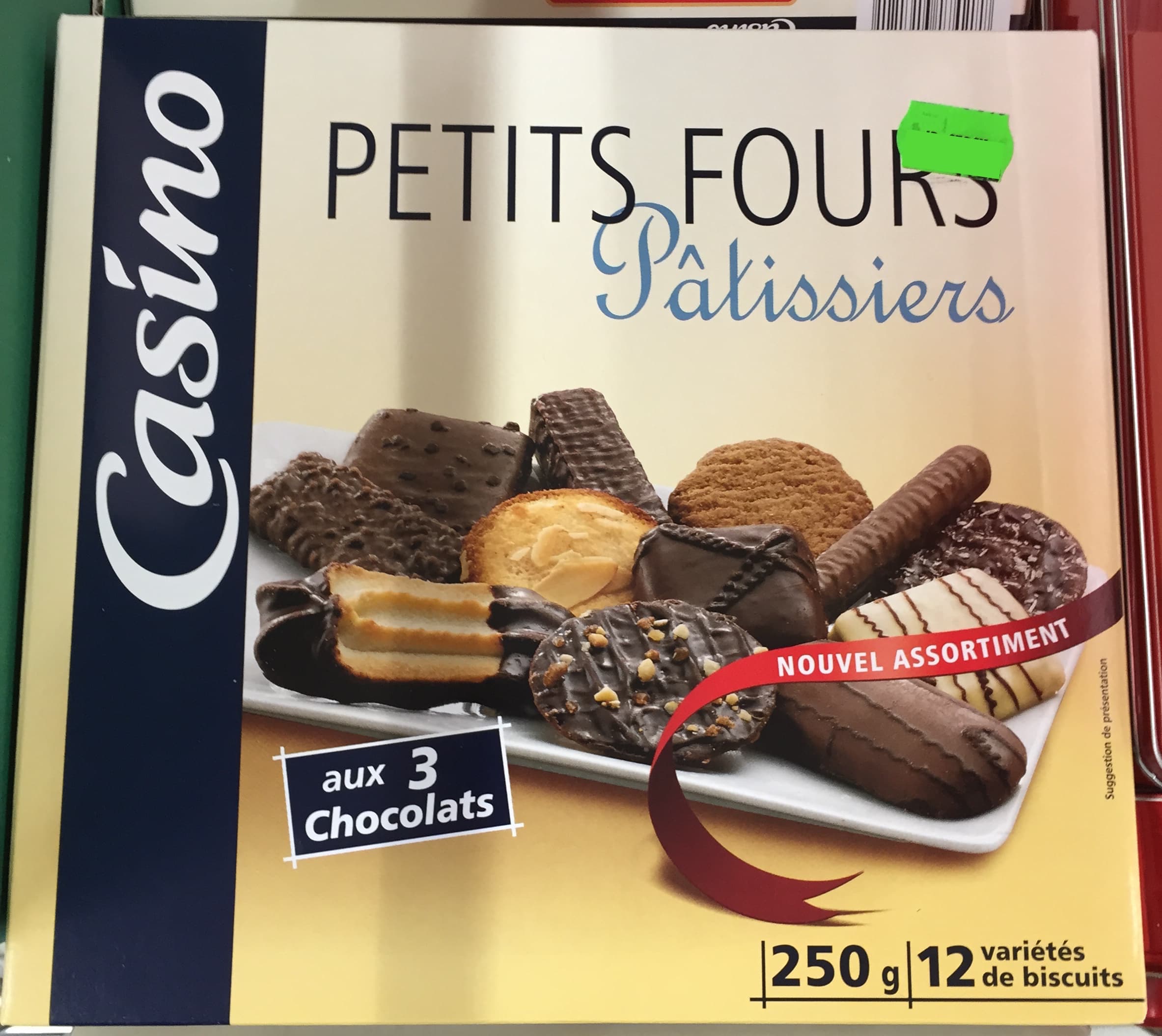 Casino Petits fours pâtissiers aux 3 chocolats packshot
