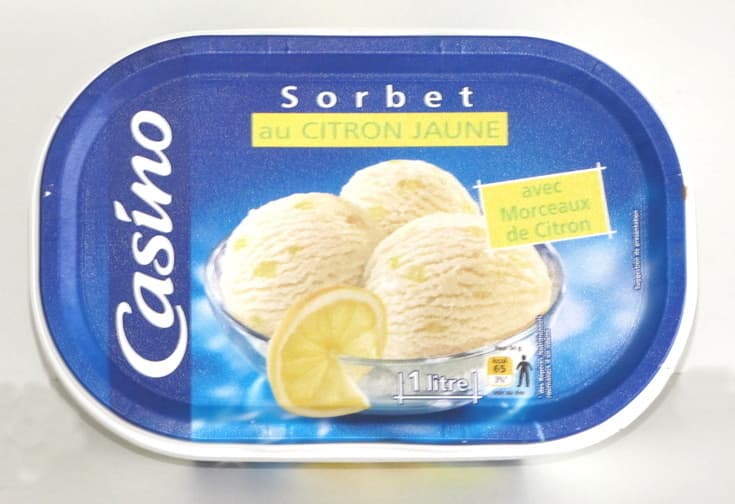 Casino Sorbet au citron jaune avec morceaux de citron packshot
