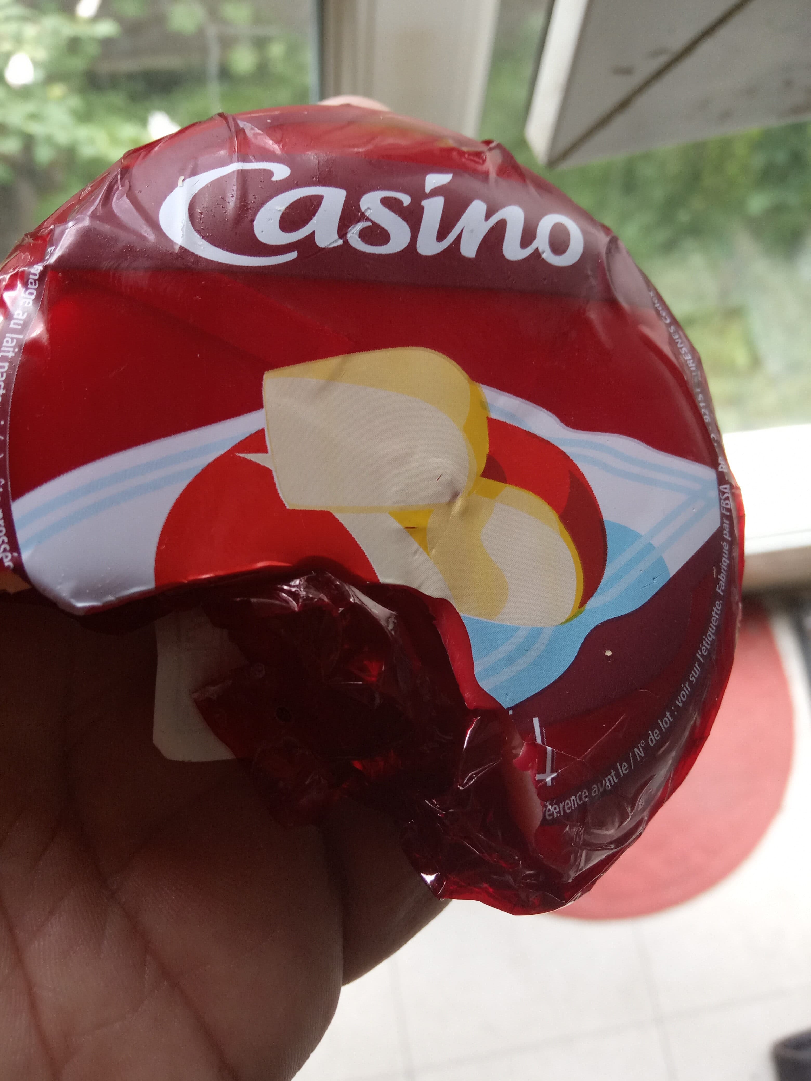 Casino Fromage rond rouge packshot