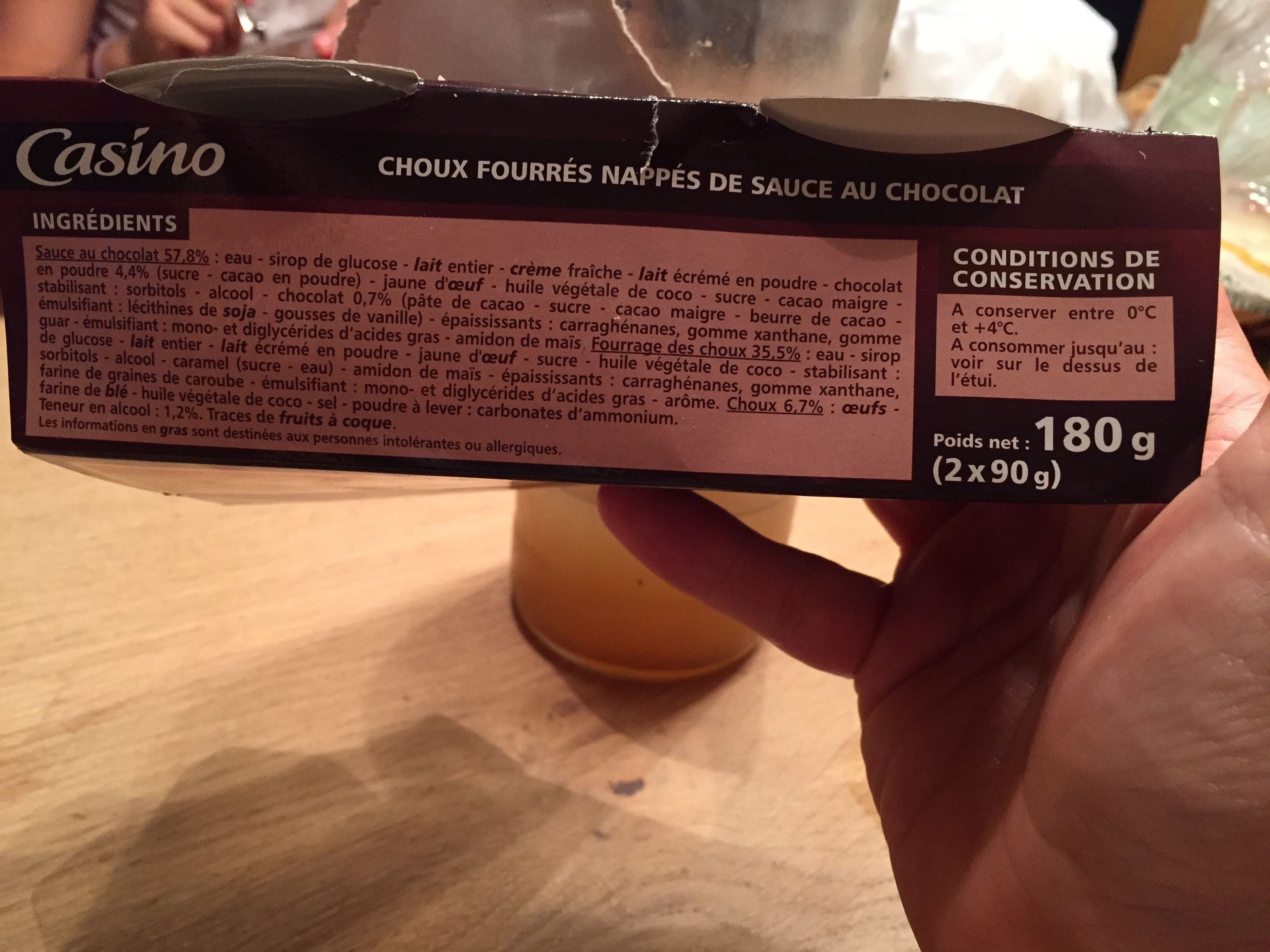 Casino PROFITEROLES nappés avec leur sauce au chocolat packshot