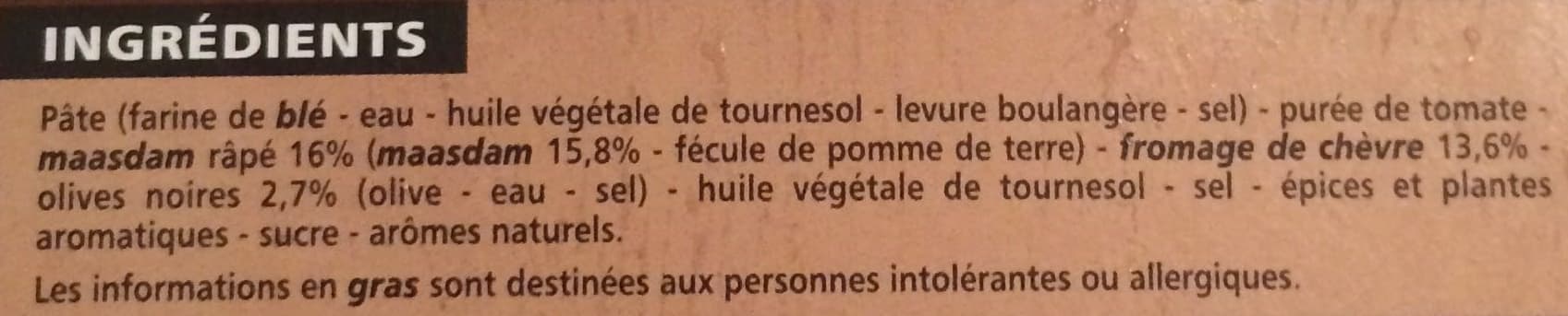 Casino Pizza Bûche de chèvre cuite au feu de bois packshot