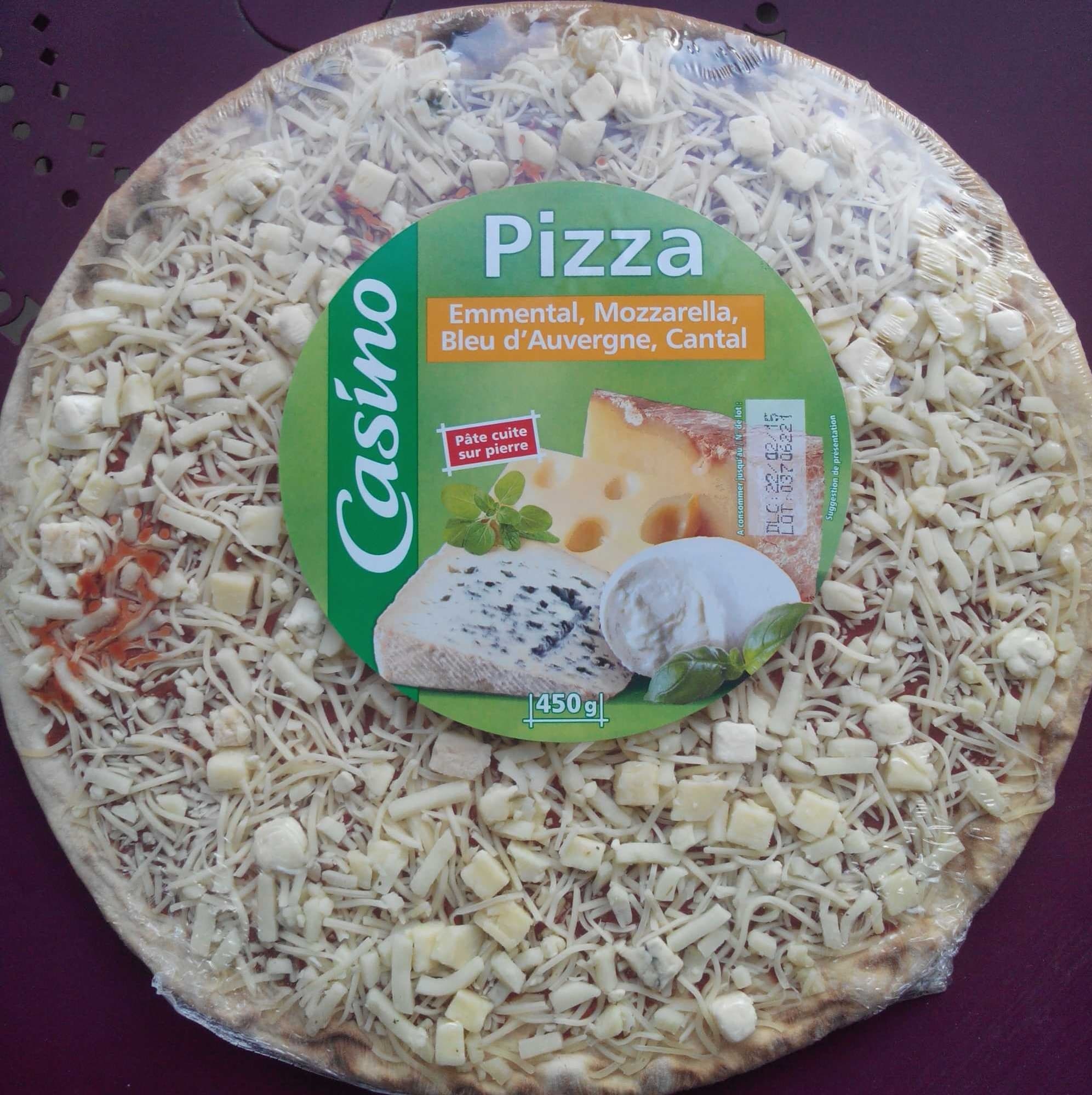 Casino Pizza emmental, mozzarella, bleu d'Auvergne, cantal packshot