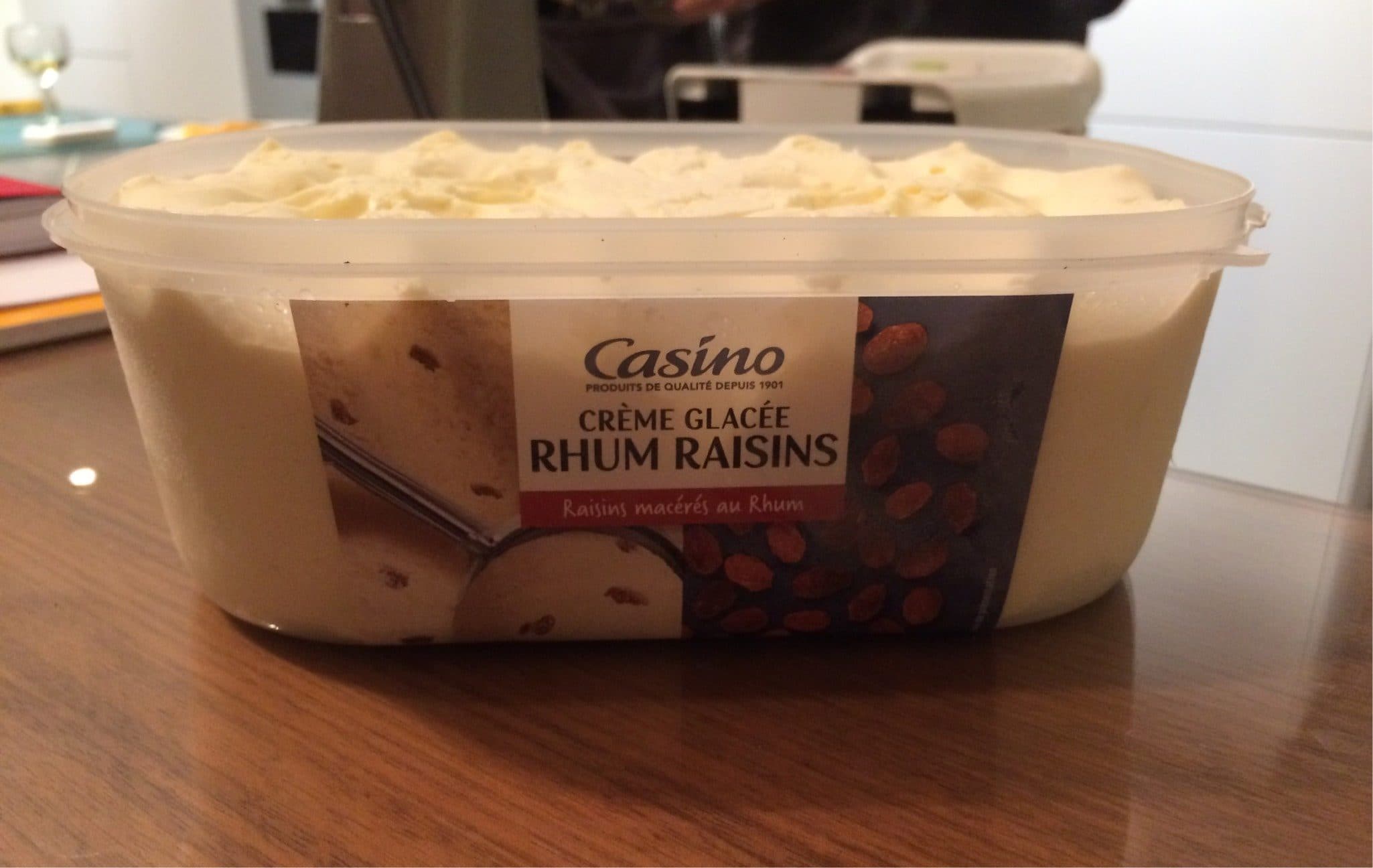 Casino Crème glacée rhum-raisins packshot