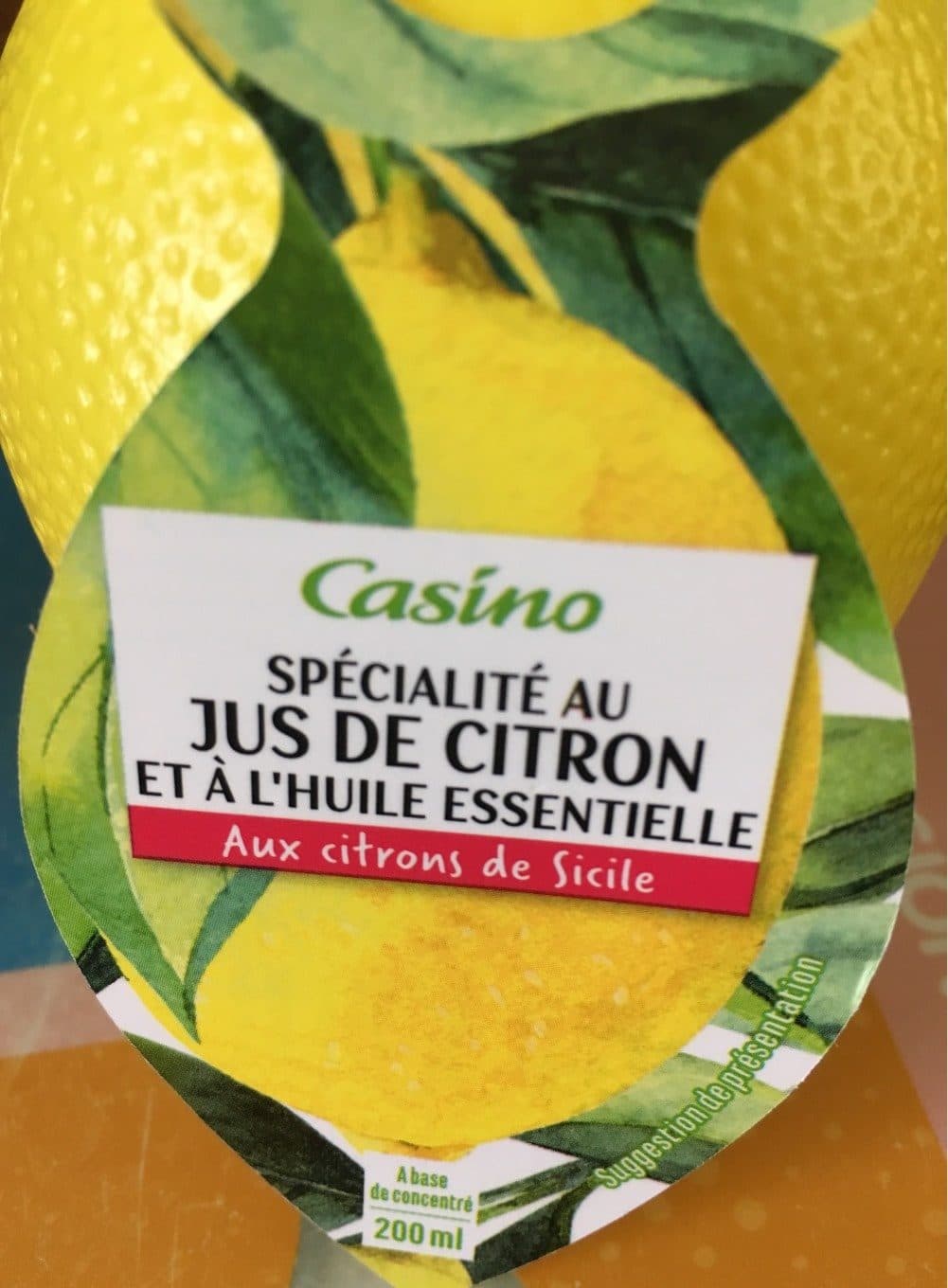 Casino Spécialité au jus de citron et à l'huile essentielle. Citron de Sicile. packshot