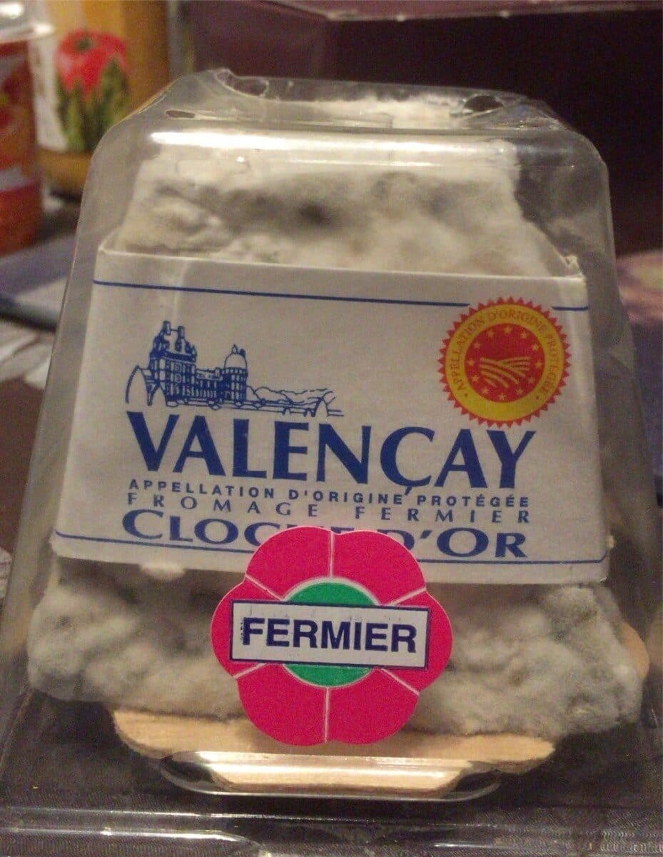 Open Food Facts Valençay lait de chèvre cru AOP packshot