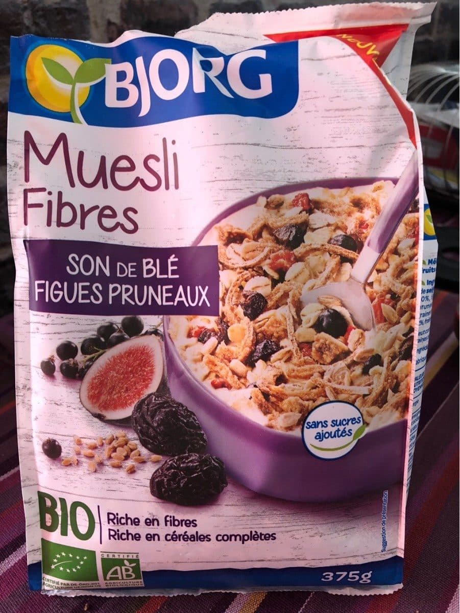 Bjorg Muesli fibres, son de blé figues pruneaux packshot