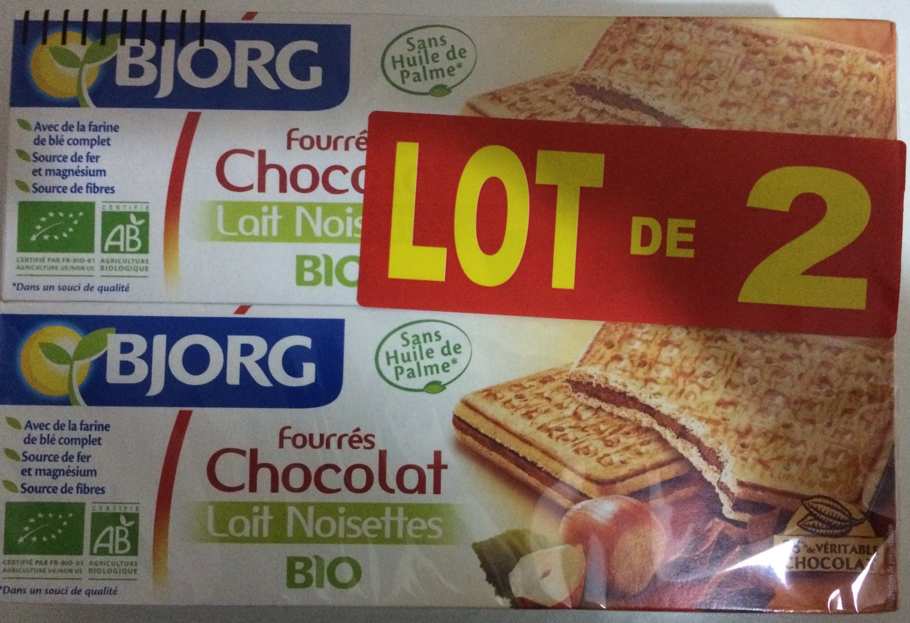 Bjorg Fourrés au chocolat Lait Noisettes Bio packshot