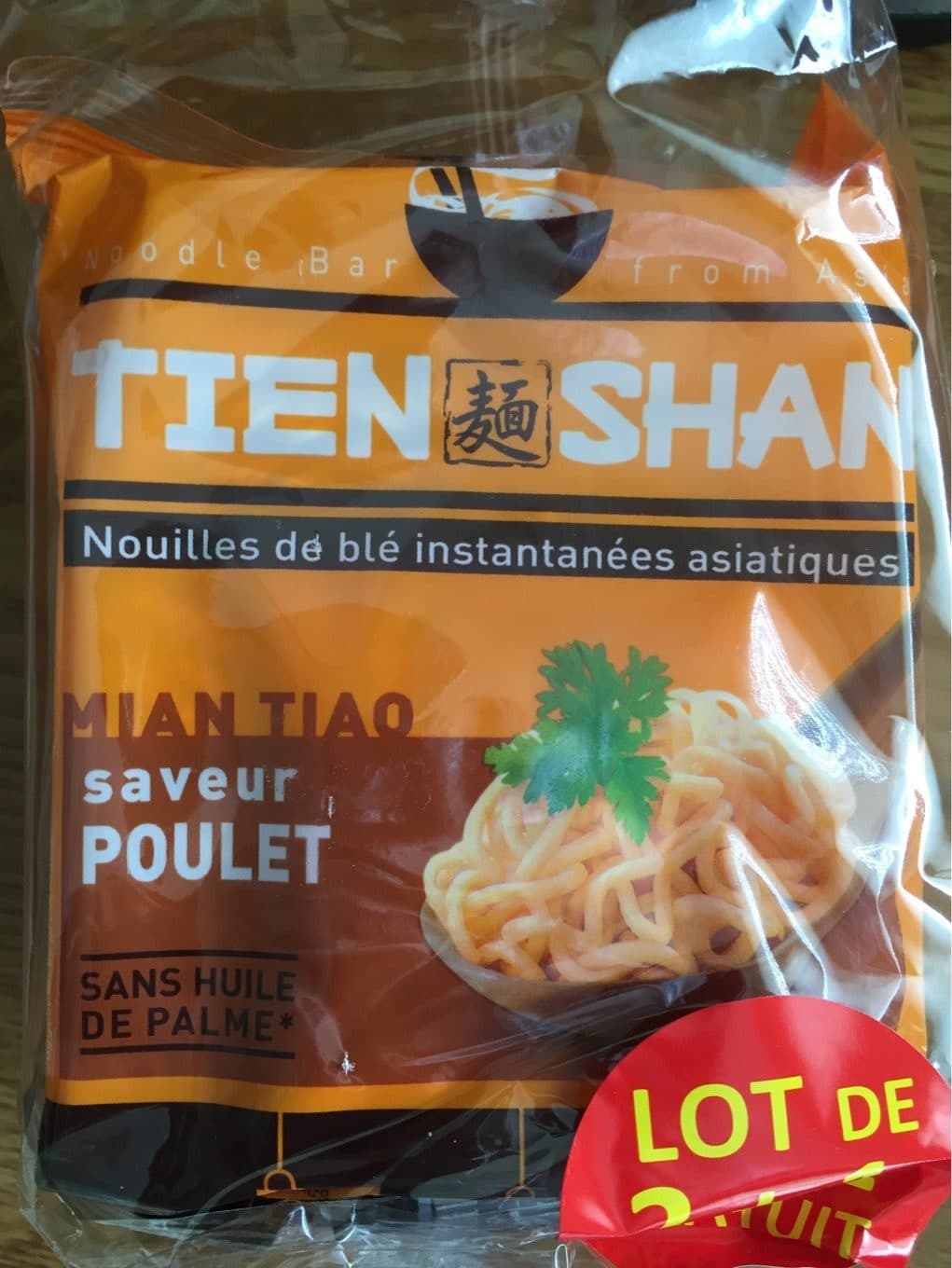 Tien Shan Nouilles asiatiques packshot